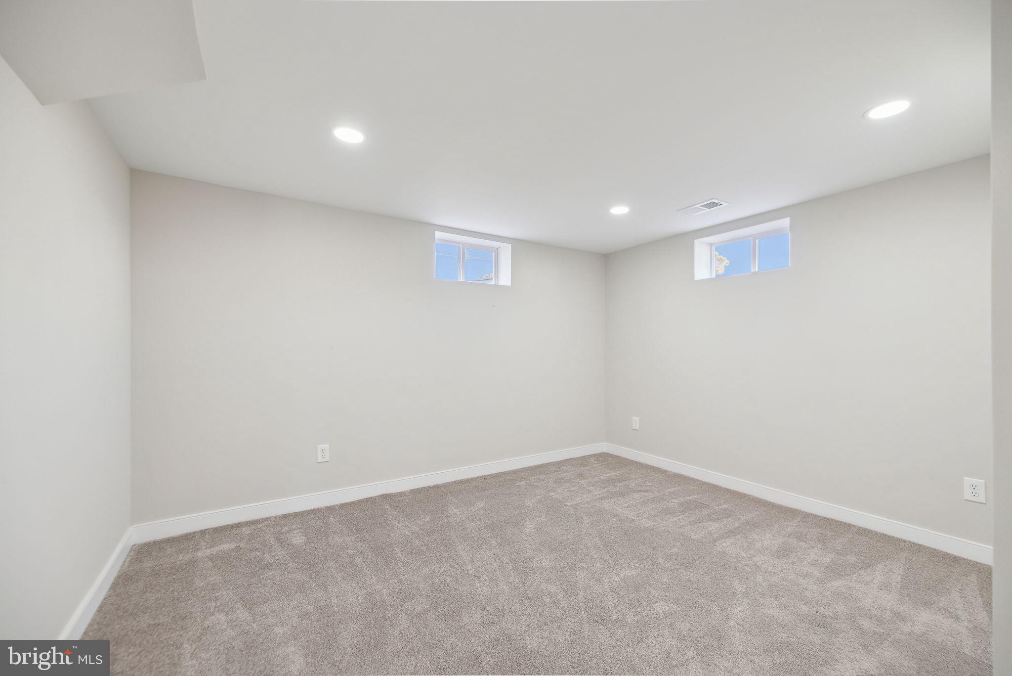 STAFFORD HEIGHTS - Residential