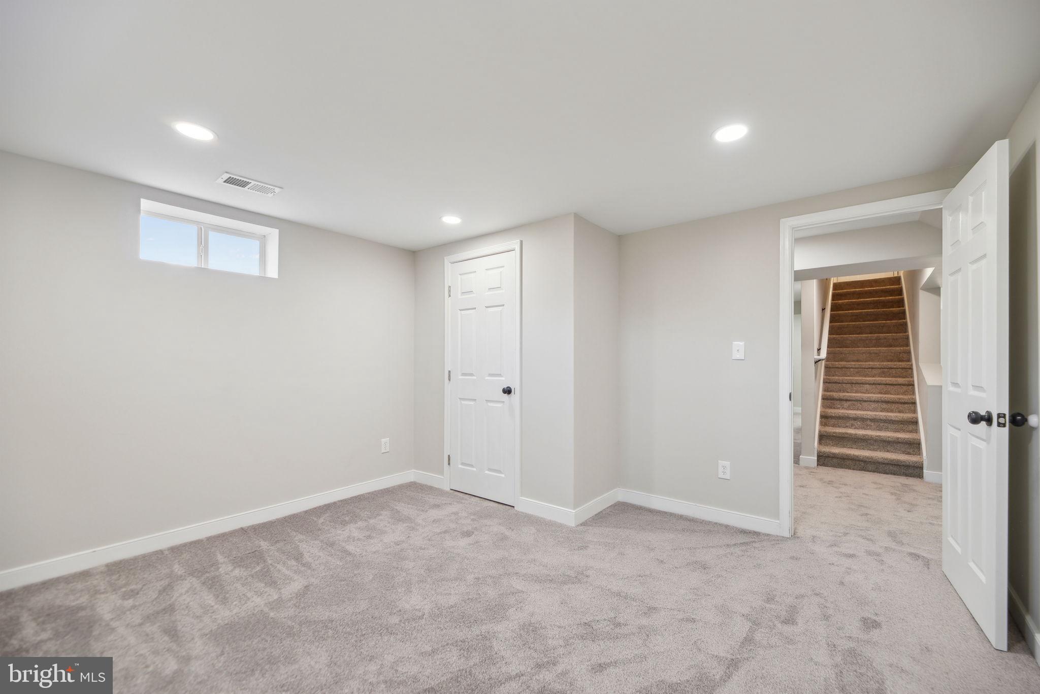 STAFFORD HEIGHTS - Residential