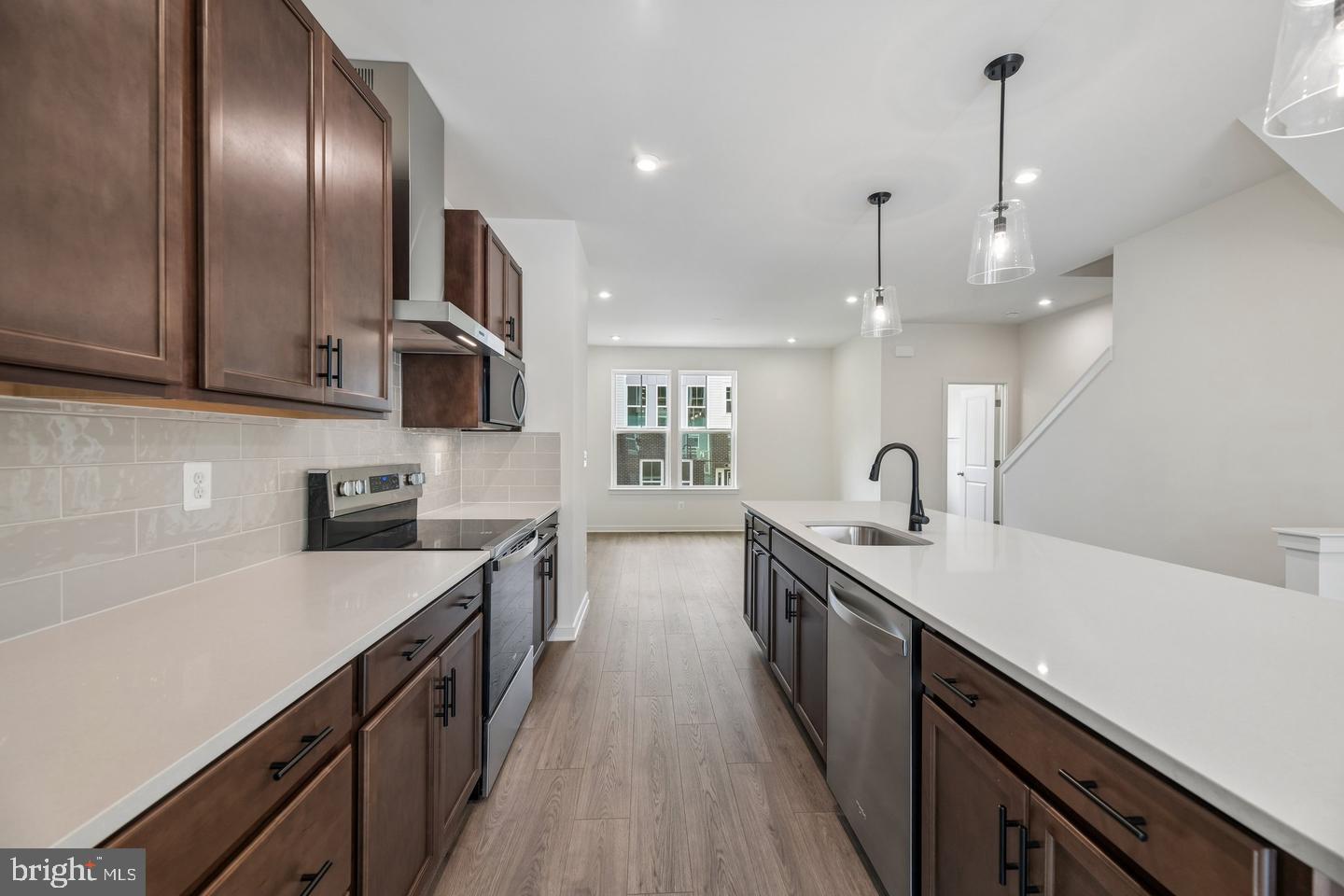 18022 ALICIA AVENUE