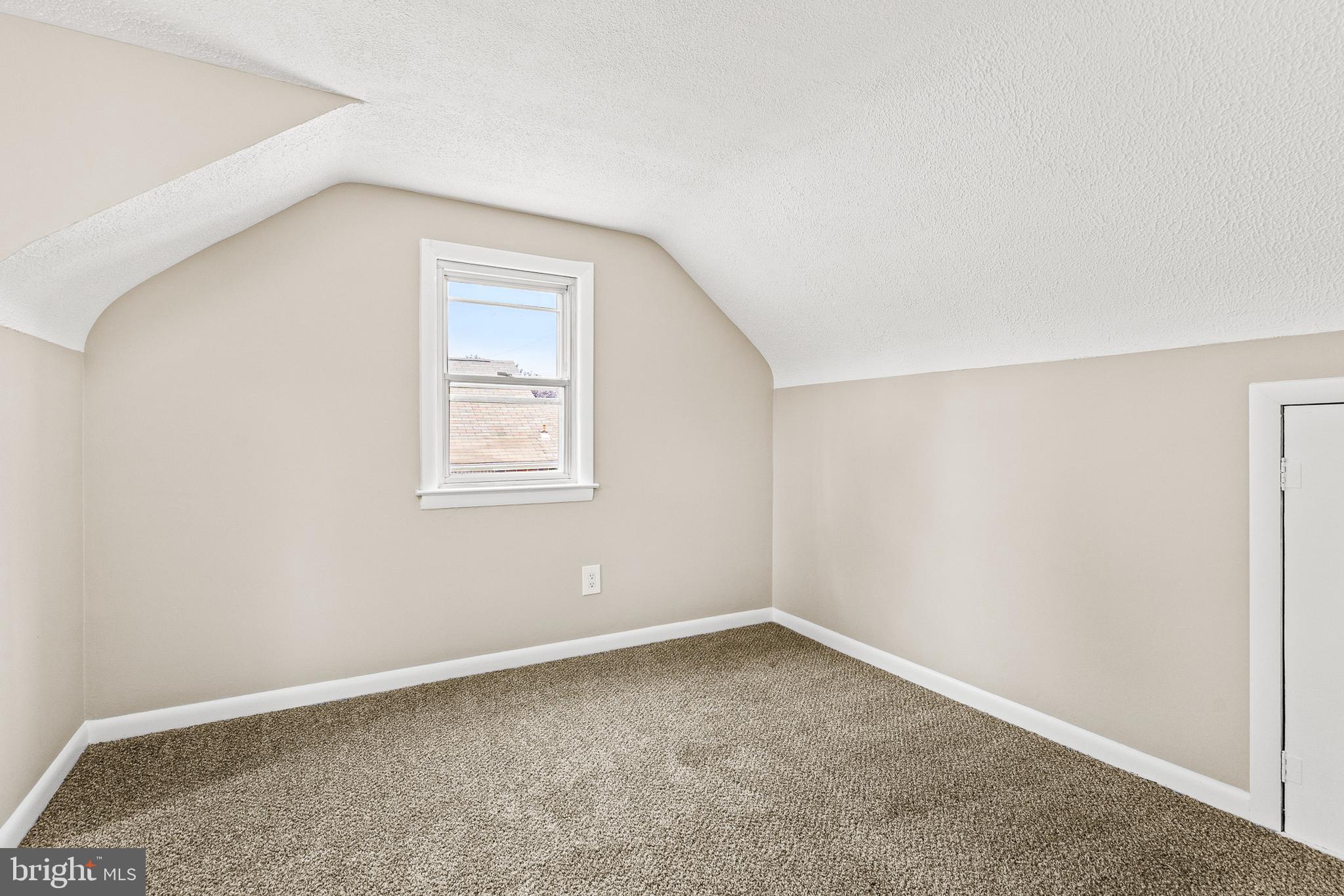 MONTROSE FARMS - Residential