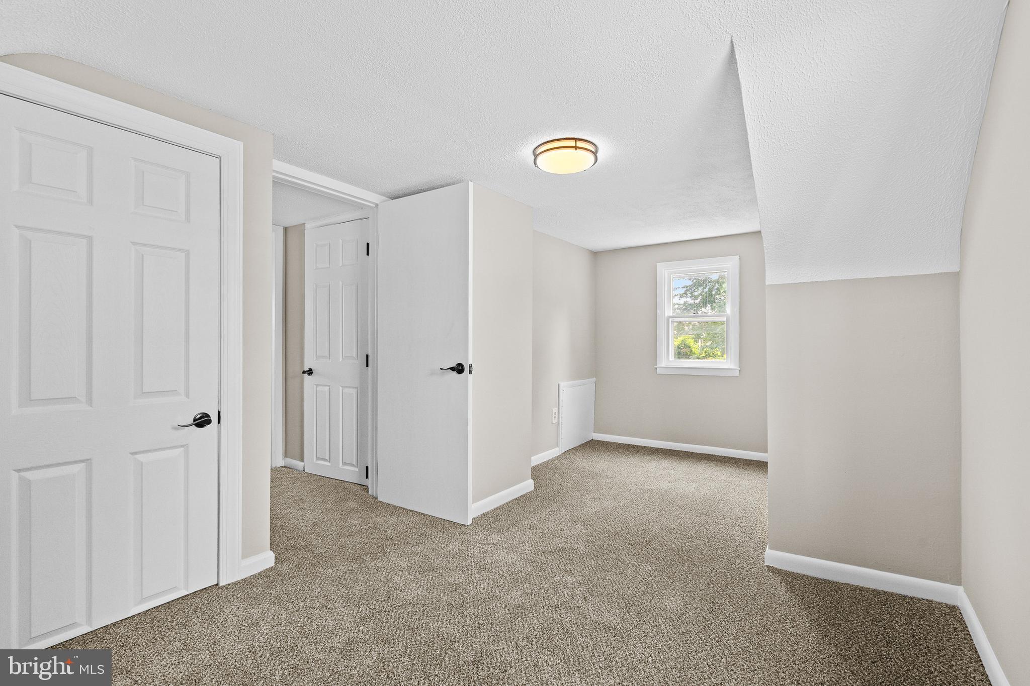 MONTROSE FARMS - Residential