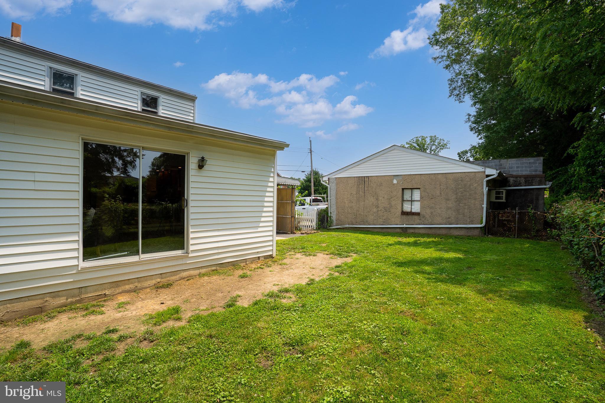 MONTROSE FARMS - Residential