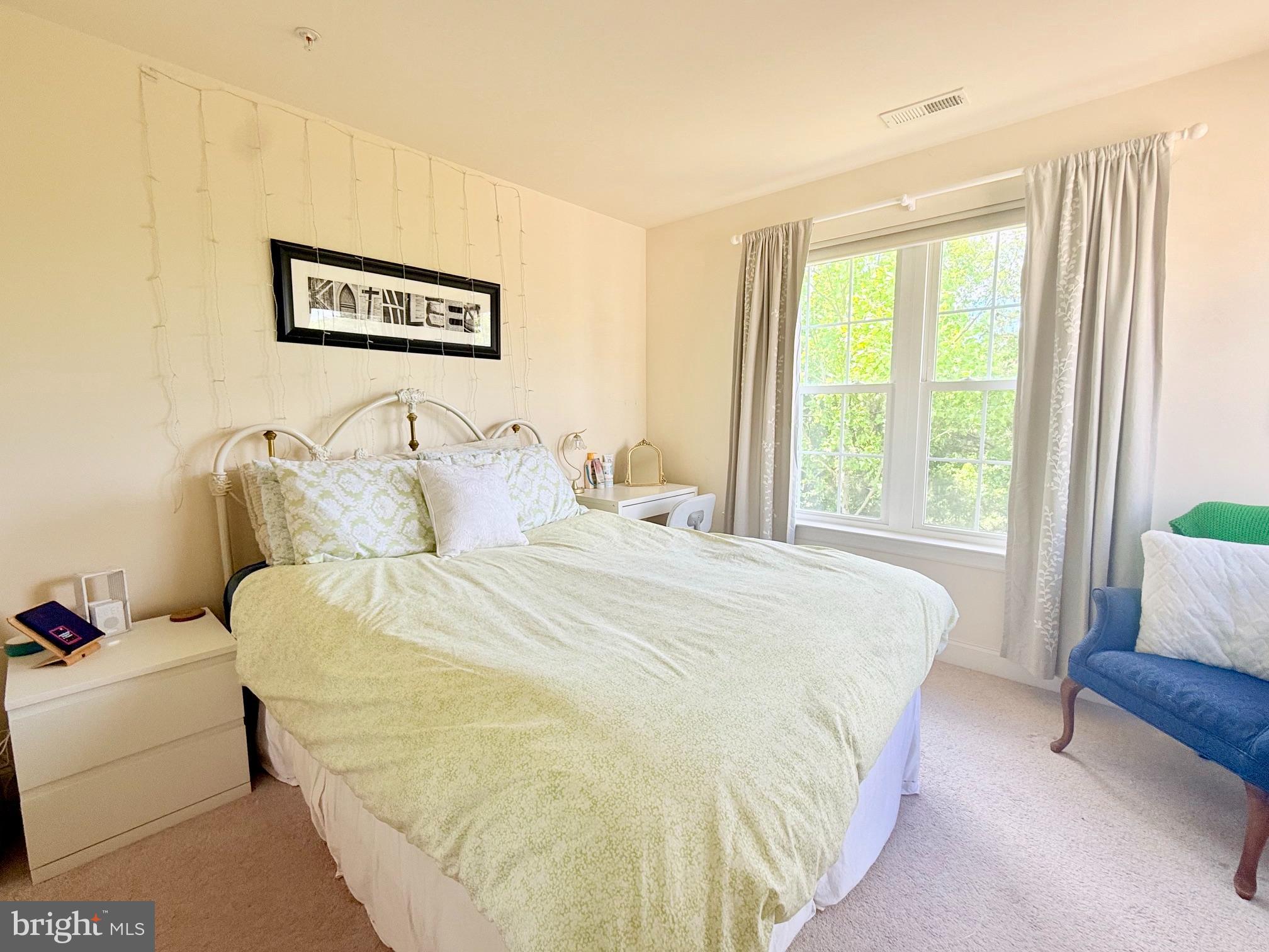 BROAD CREEK - Residential