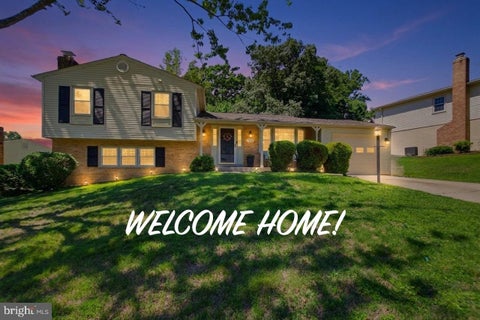 Photo of 11866 Catoctin Drive, WOODBRIDGE, VA 22192 (MLS # VAPW2121414)