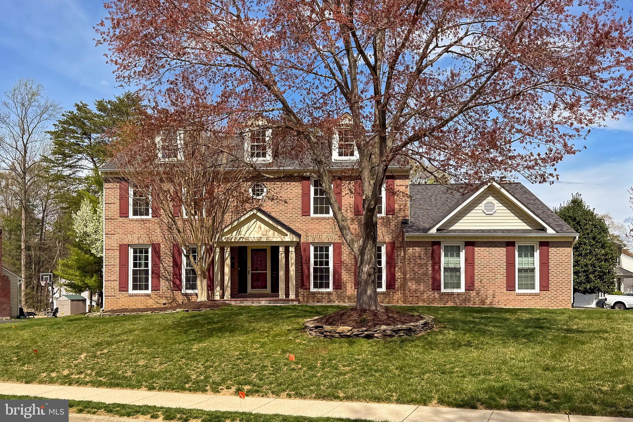 TRIPLE RIDGE - Residential