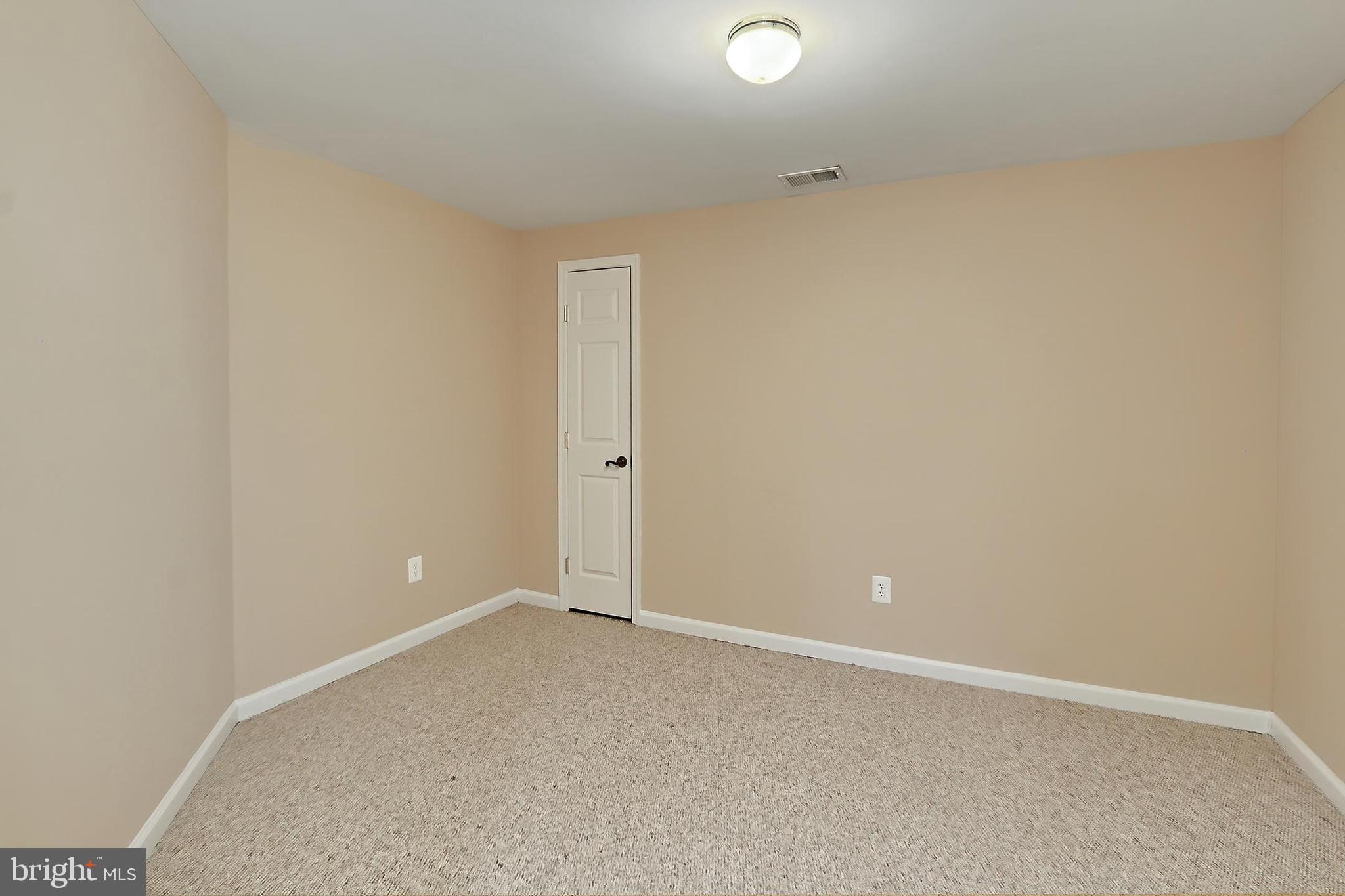 TRIPLE RIDGE - Residential