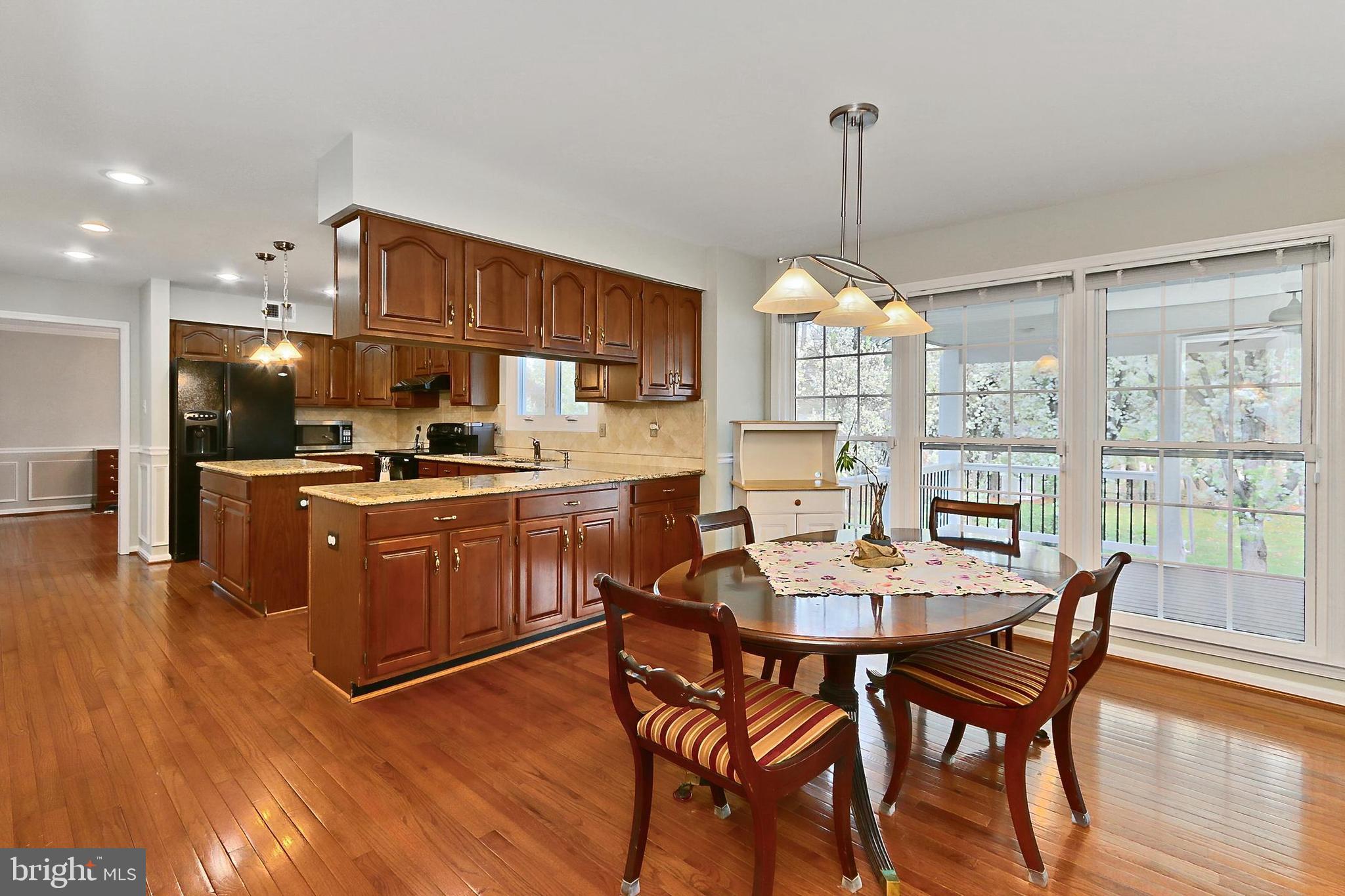 TRIPLE RIDGE - Residential