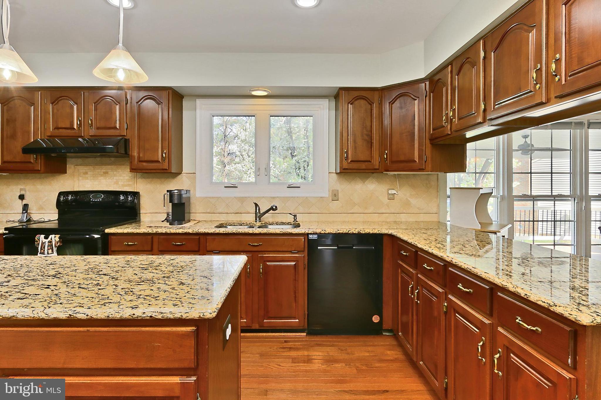 TRIPLE RIDGE - Residential