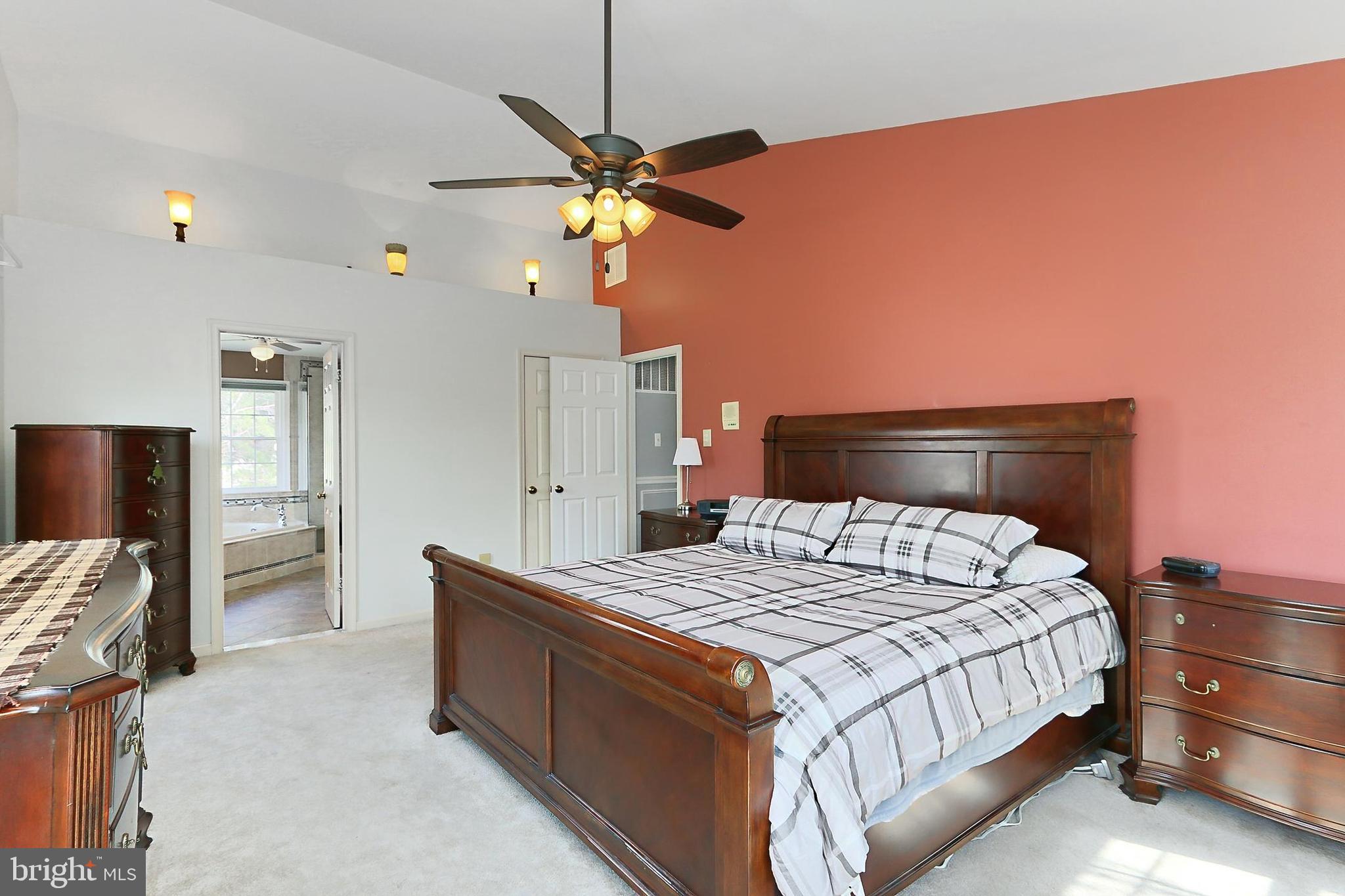 TRIPLE RIDGE - Residential