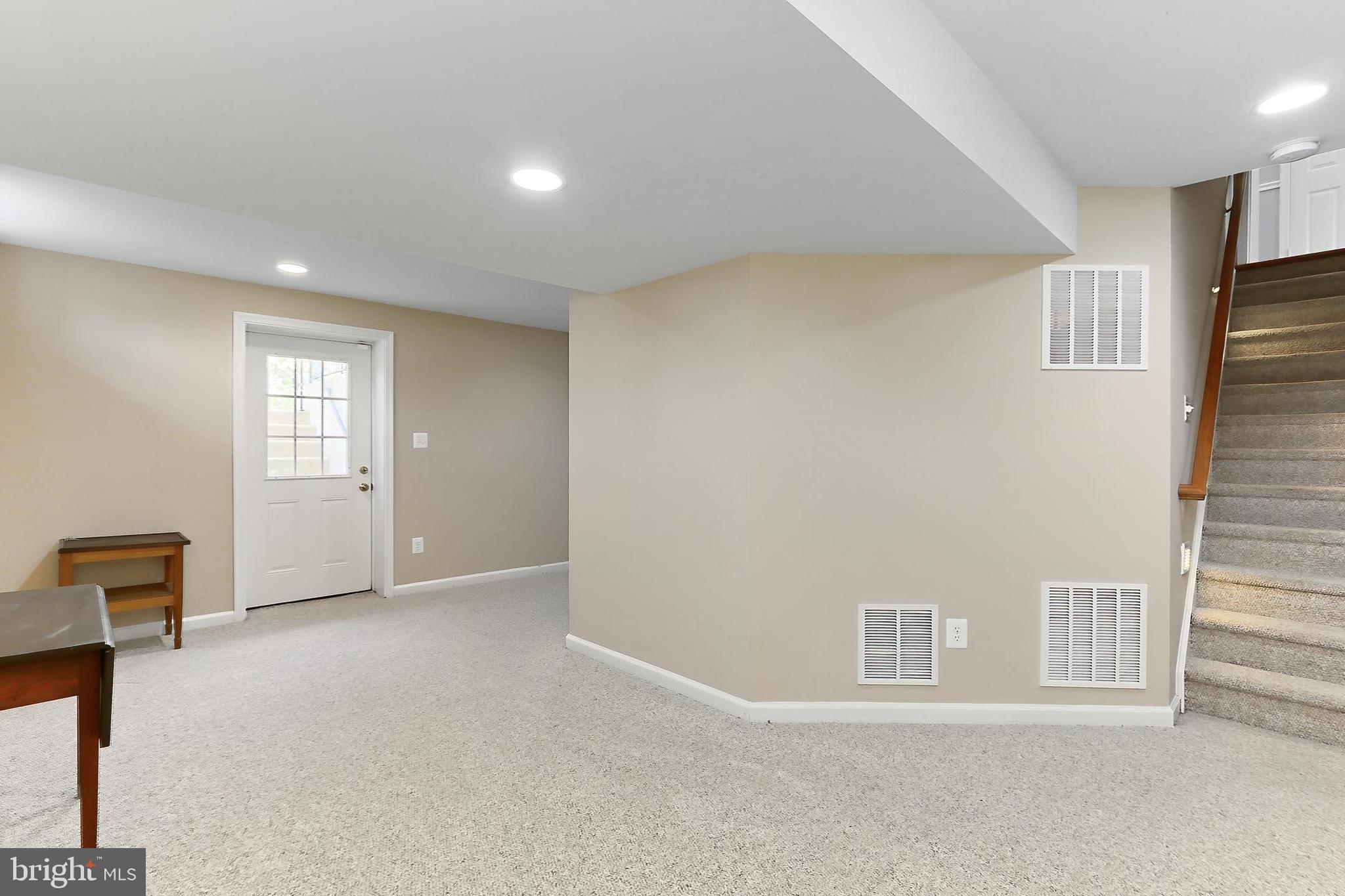 TRIPLE RIDGE - Residential