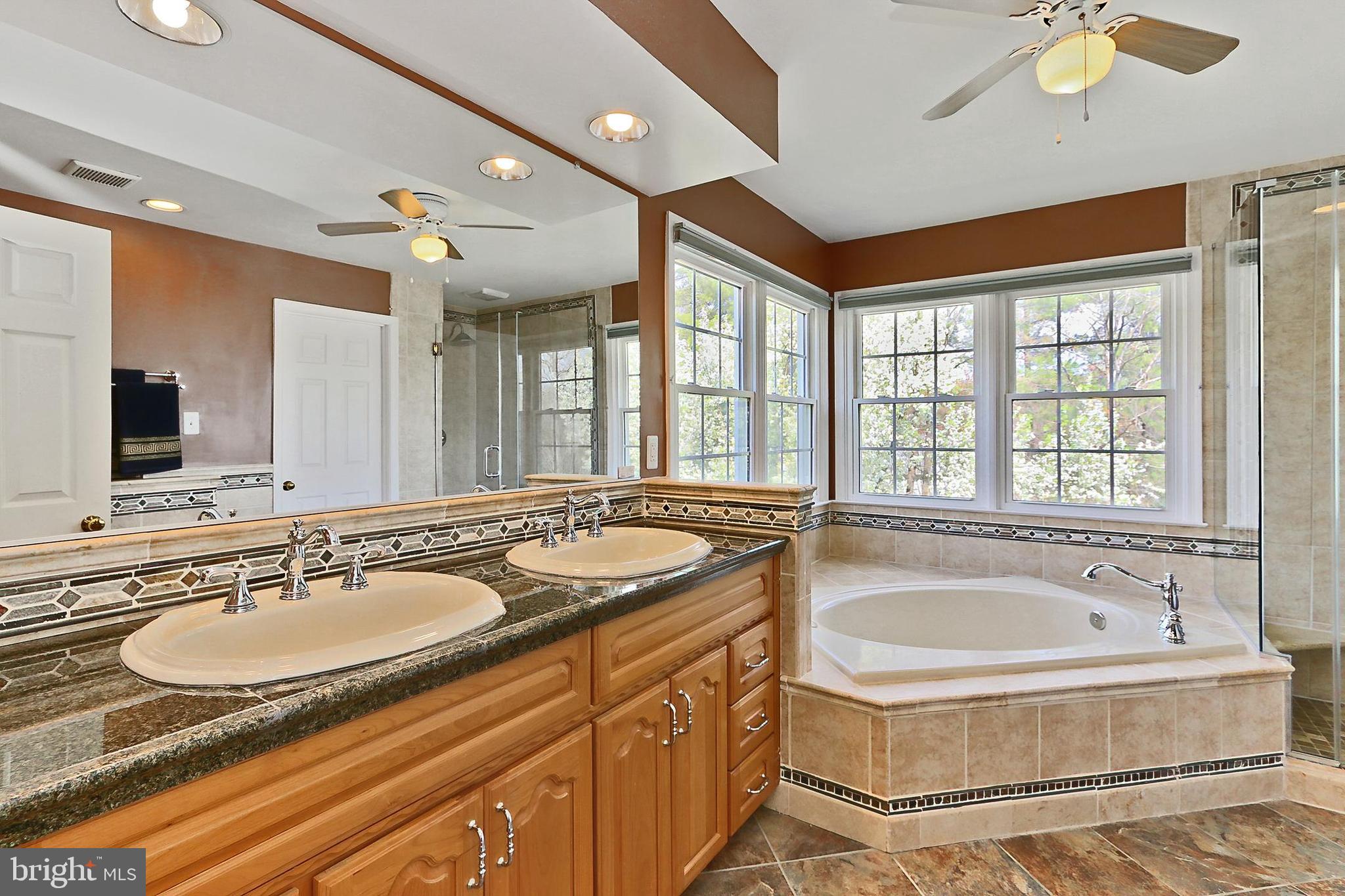 TRIPLE RIDGE - Residential