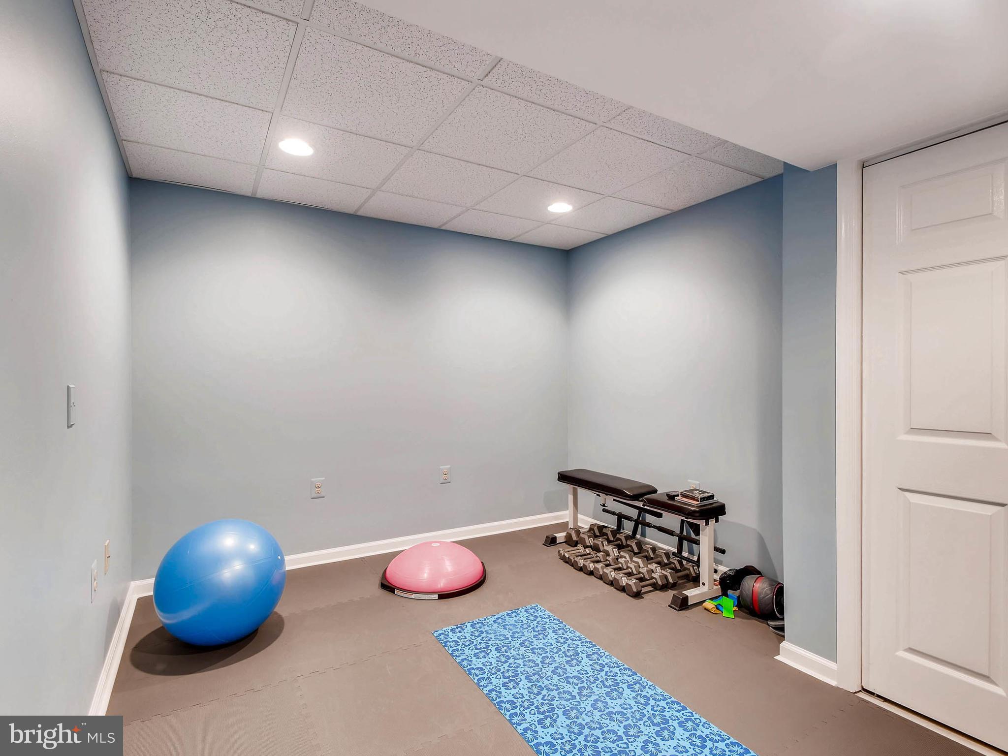 PADONIA COMPLEX - Residential