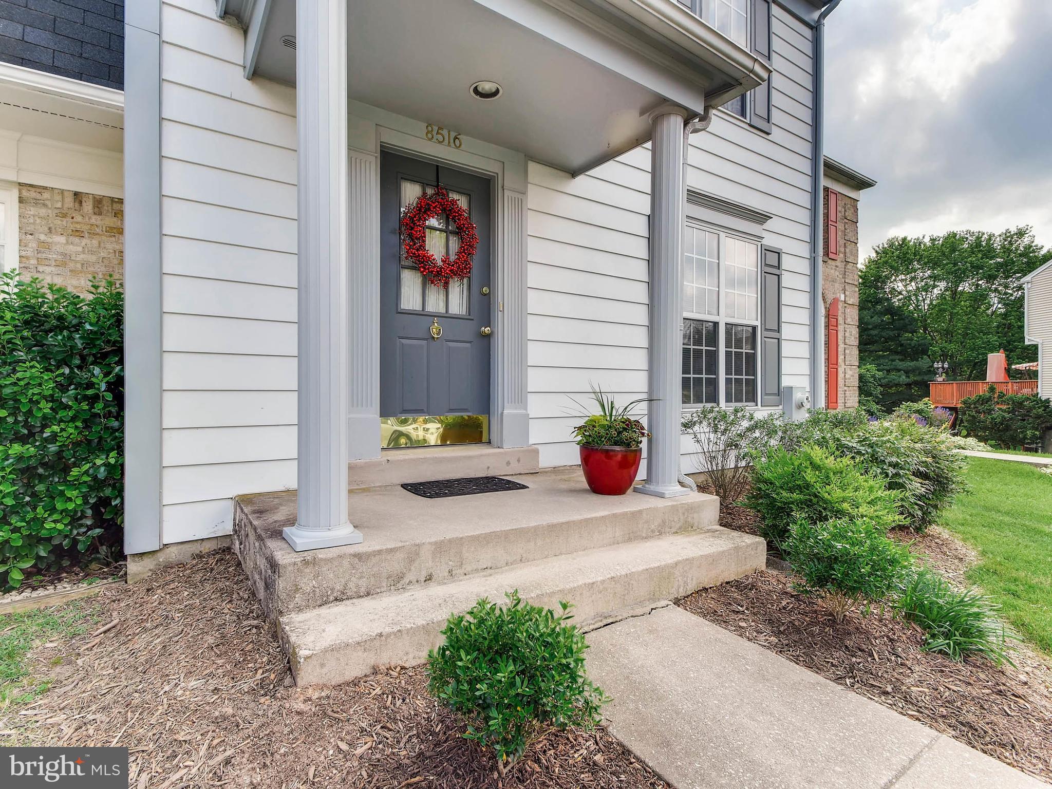 PADONIA COMPLEX - Residential