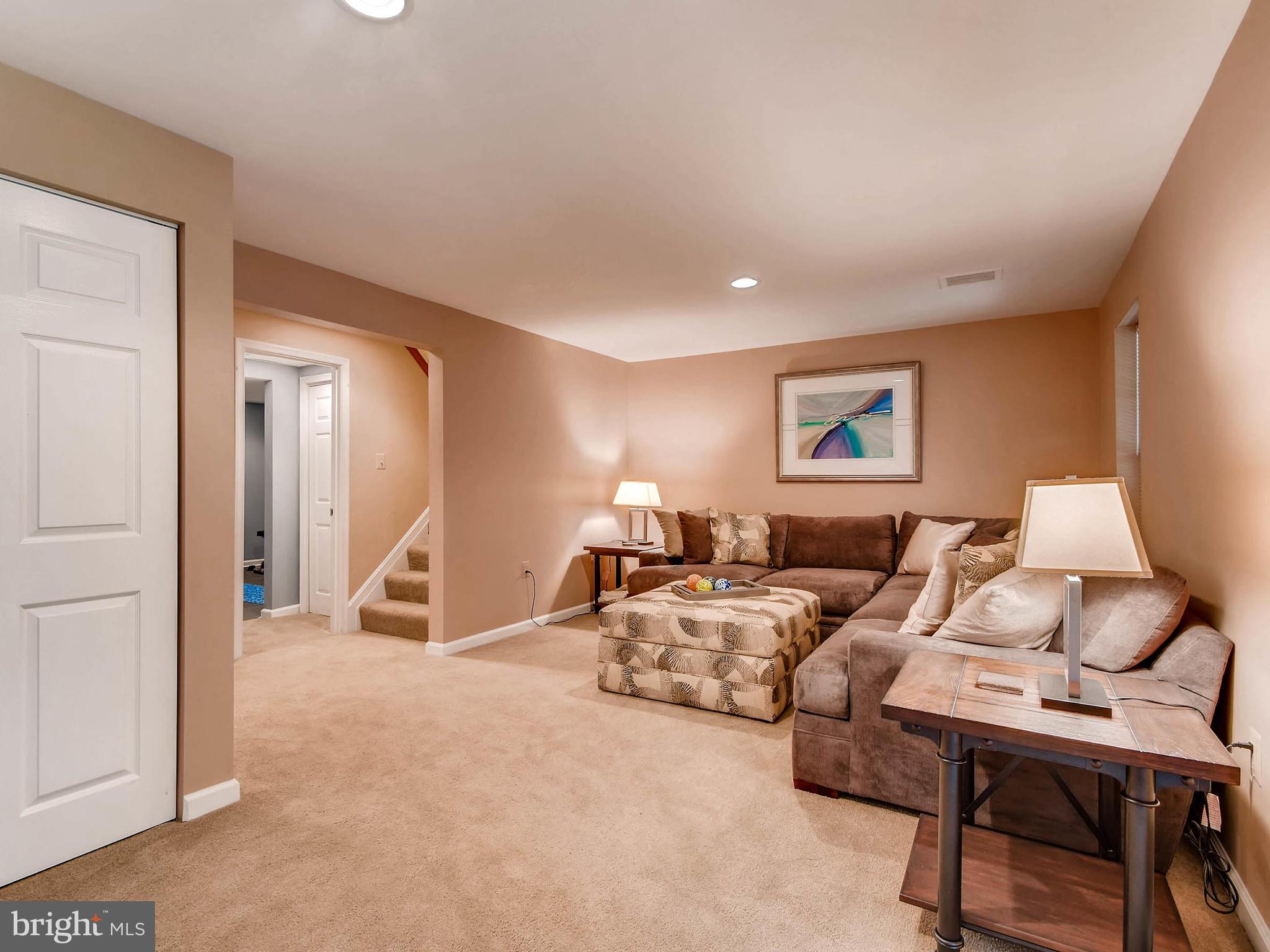 PADONIA COMPLEX - Residential