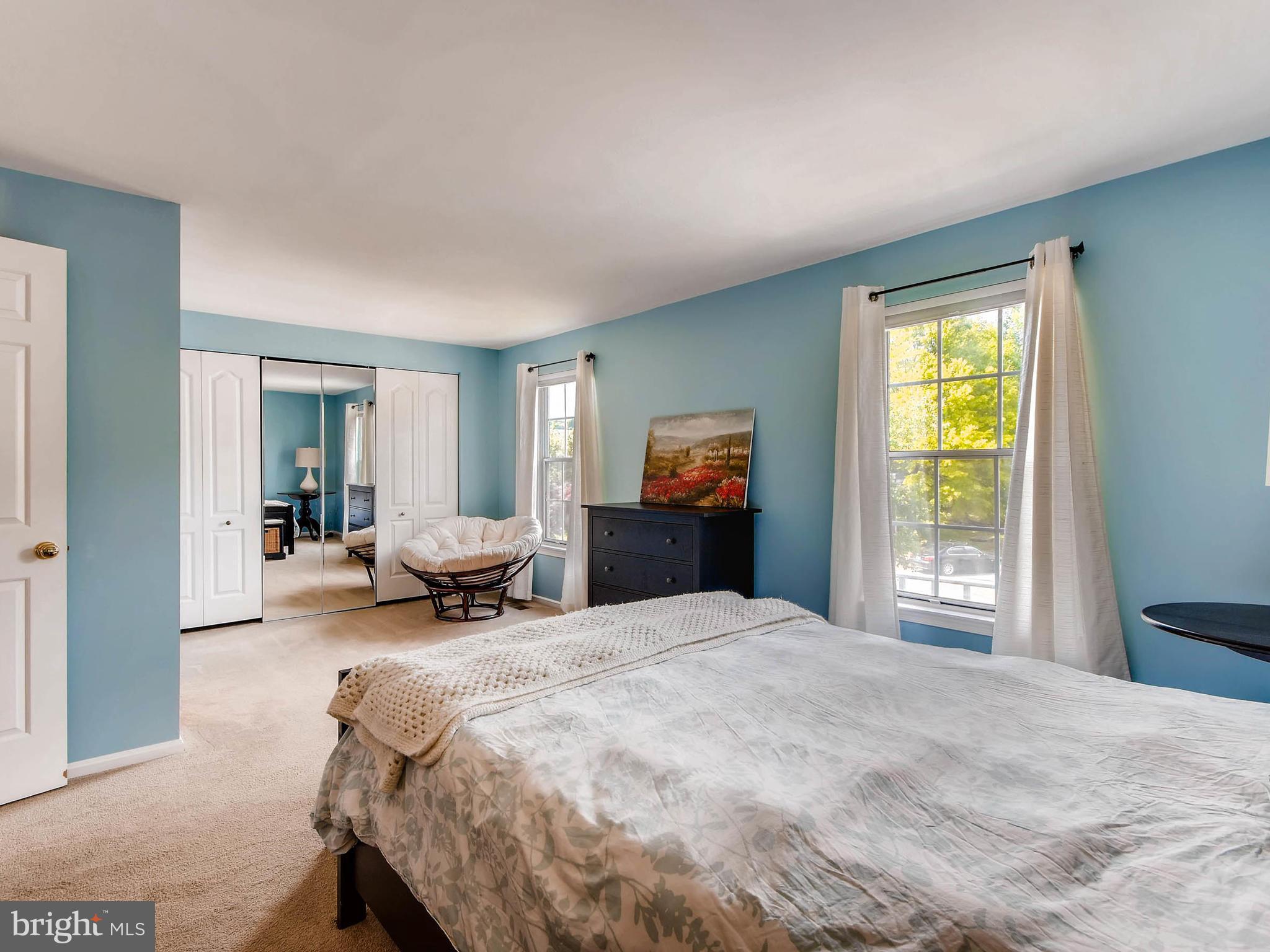 PADONIA COMPLEX - Residential