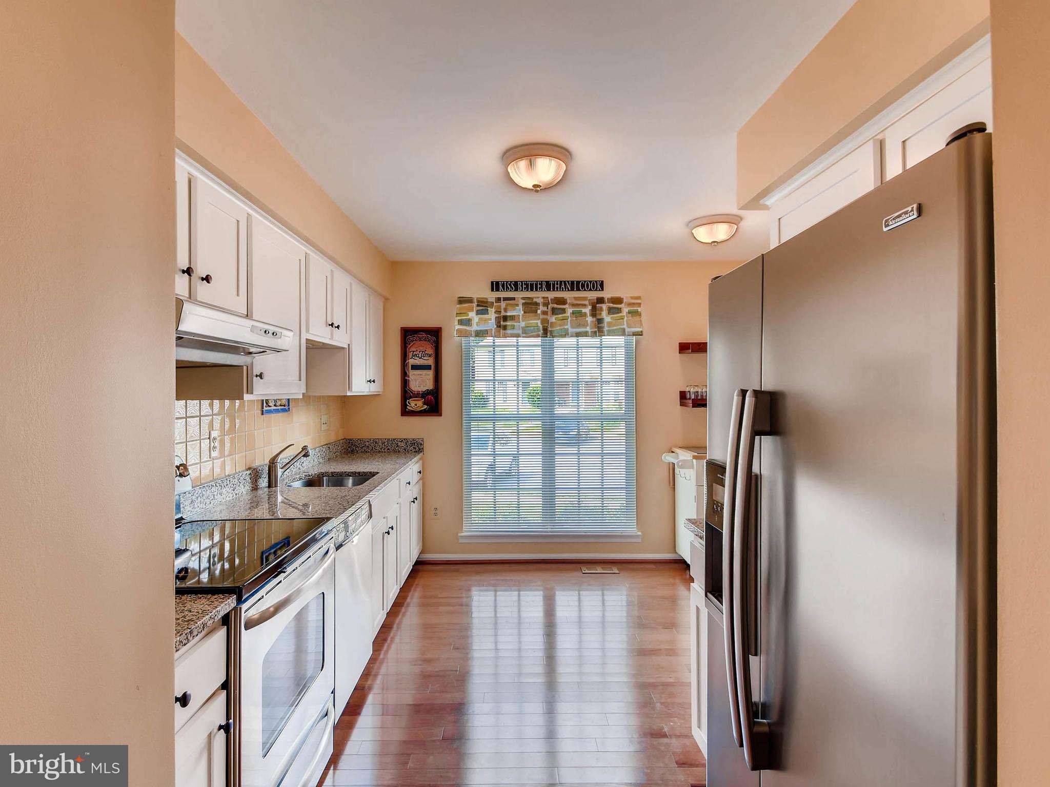 PADONIA COMPLEX - Residential