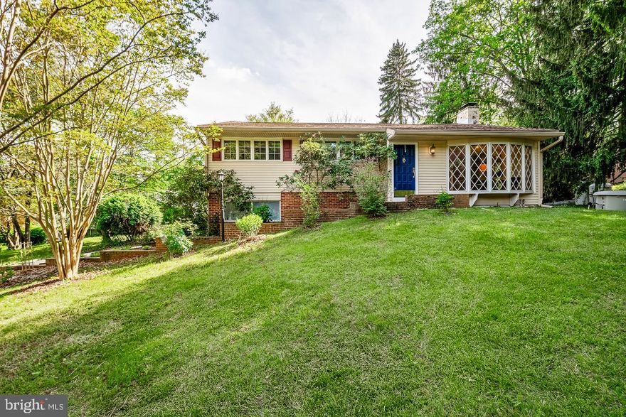 Welcome Home to 36 Rampart East! This stunning spacious 4 bedroom- 3 Full bath home has everything today's discerning buyer is looking for AND MORE! Located conveniently in the coveted Riddlewood neighborhood of Middletown Township and the Rose Tree Media School District, this beautifully updated split level home boasts a mature and private lot, with perennial beds and lush landscaping offers the owner a perfect blend of comfort and style. Walk into the home and enjoy the
completely open floor plan. Perfect for today's family.  The first floor features a gigantic living room with a beautiful bay window that bathes the entire floor in light and a massive stone fireplace which anchors the room elegantly. The Dining room flows into the 
COMPLETELY renovated kitchen. Everything is NEW! Featuring a skylight, quartz countertops, endless work/prep space, an island with seating, a trendy, yet sophisticated backsplash, a pantry, a stainless steel range WITH a double oven, floating wood shelves and a sleek glass front fridge and a pass through opening at the sink to allow views of the enormous family room. This room is perfect for everything. Boasting skylights, a gas fireplace, entire walls of windows that give the owner sweeping views of the lawn and year round bliss watching the seasons change right before your eyes!  From the main living area, two steps lead up to 3 well proportioned bedrooms all on the same floor. A completely remodeled full hall bathroom,with a bathtub, that service the two bedrooms and a primary ensuite with its very own new bathroom as well.   The lower level has ANOTHER new full bathroom and the 4th bedroom. 
This room has fantastic "flex" space. It has its own private entrance from the driveway and currently has a dual function as a guest room and an office (Complete with a MURPHY BED) that can be conveniently tucked away and out of view when not in use   
Or can be used as a den, HUGE office, playroom or inlaw/guest/au pair suite. This tranquil room boasts fantastic views from the enormous windows that overlook the back lawn. The Basement Level adds even more space with a finished room perfect for a gym, additional office or music room and a laundry room and cavernous storage.  AND....Did we mention the house has a generator?
The Riddlewood Community has neighborhood activities, baseball fields and a community swimming club and is minutes from Ridley Creek State Park, the Tyler Arboretum, charming downtown Media, and renovated Granite Run shopping plaza - offering plenty of options for entertainment, dining and shopping.
Additionally enjoy easy to train lines or access to major roads like Routes 352, 452, 1, 476, and more, making travel to Philadelphia, the airport, Delaware, and King of Prussia a breeze! DO NOT MISS THIS EXCEPTIONAL HOME!  It will not last.