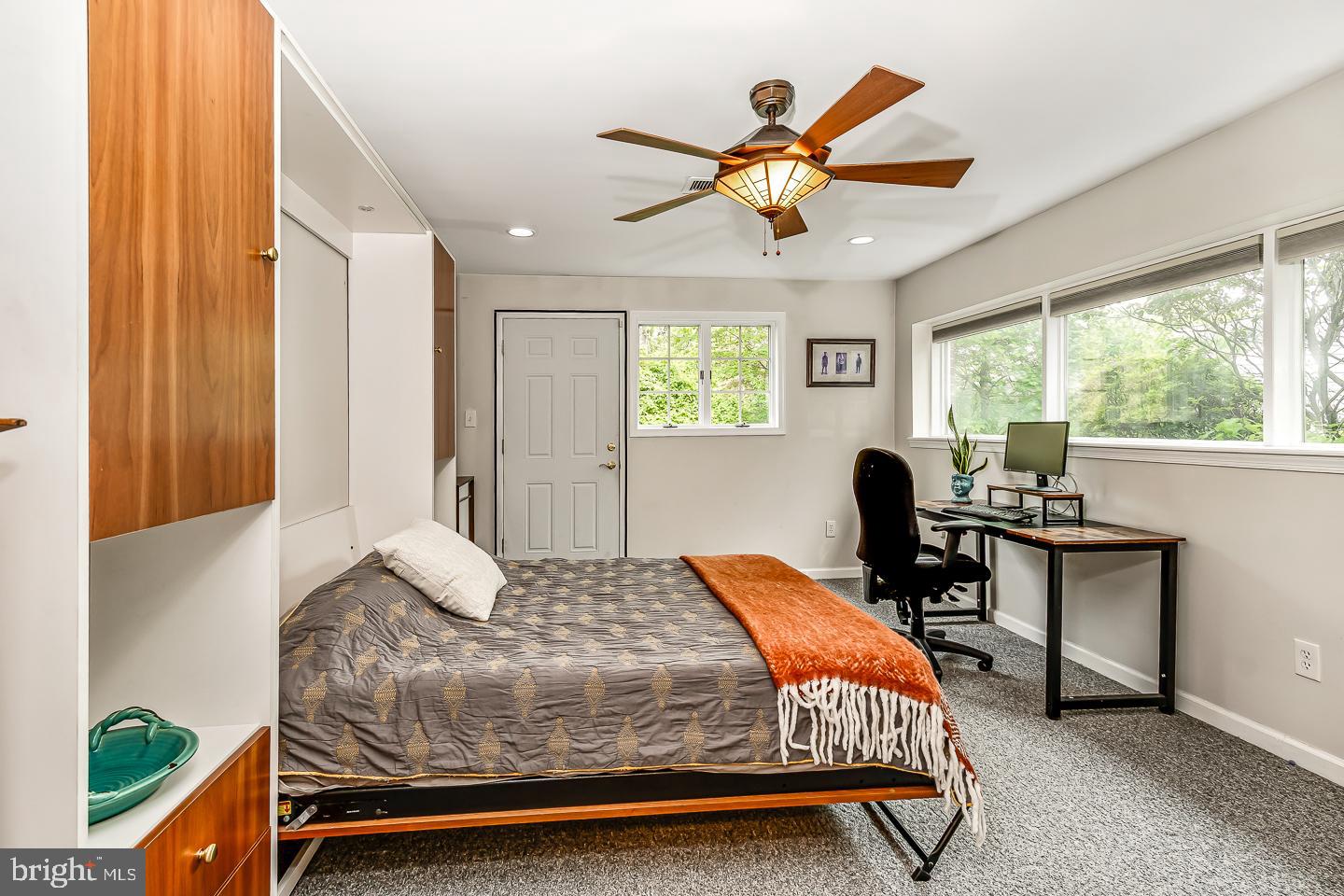 RIDDLEWOOD - Residential