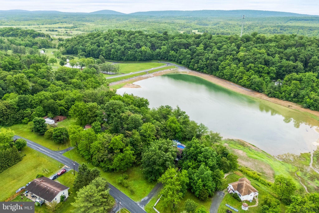 Photo of 121 Cherokee Trail, WINCHESTER, VA 22602 (MLS # VAFV2042182)