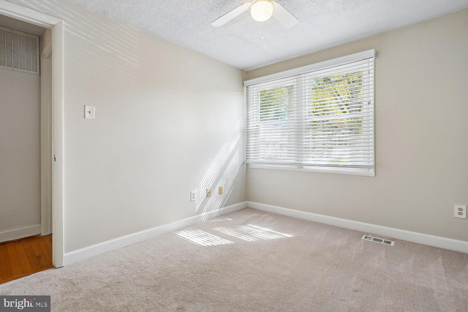 NEWINGTON FOREST - Residential