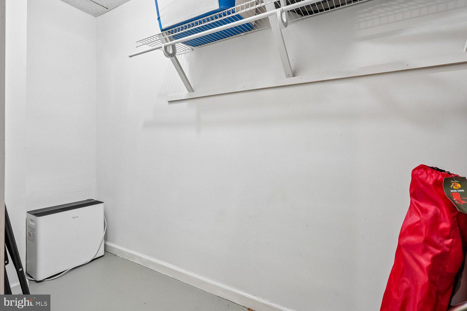 NEWINGTON FOREST - Residential