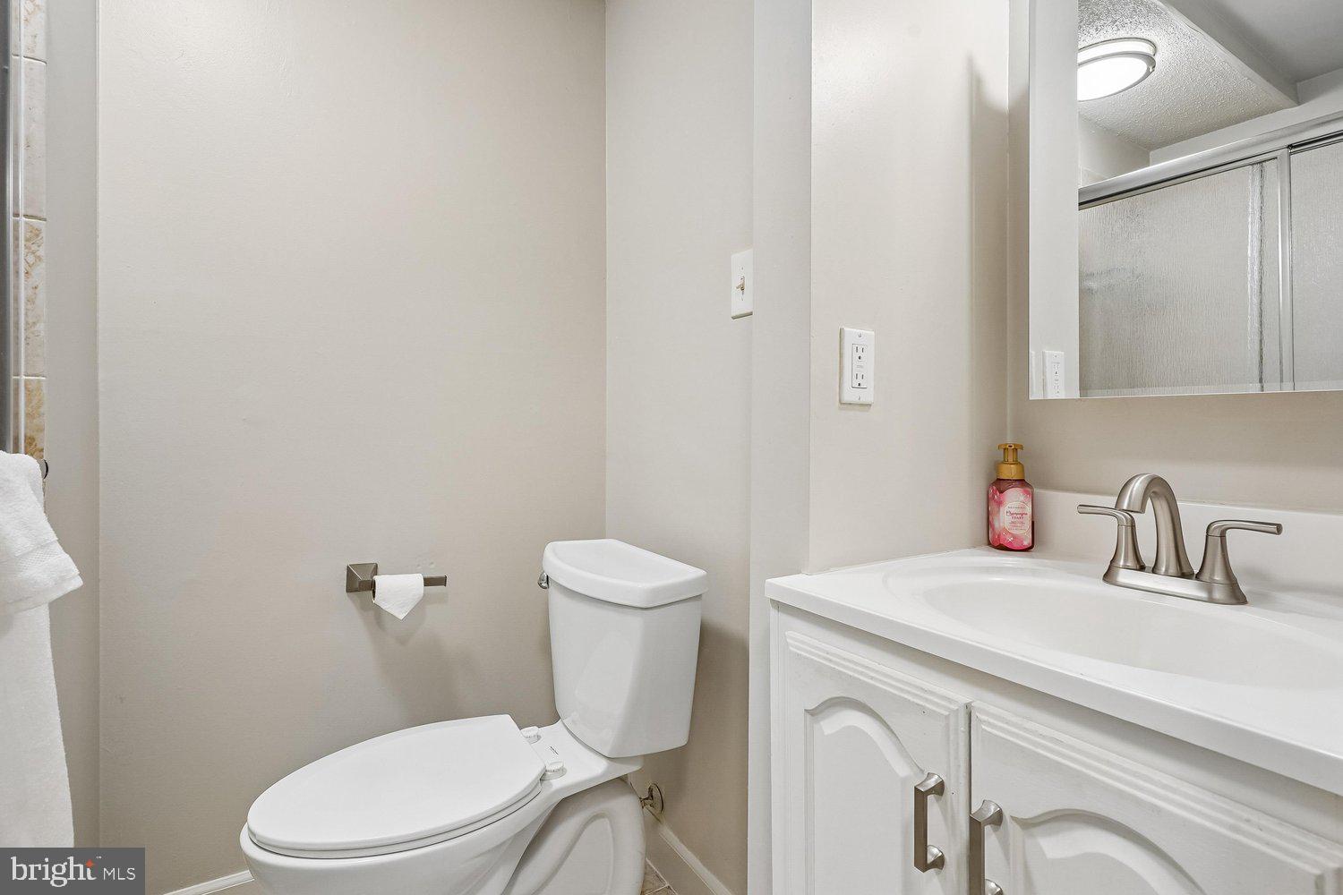 NEWINGTON FOREST - Residential