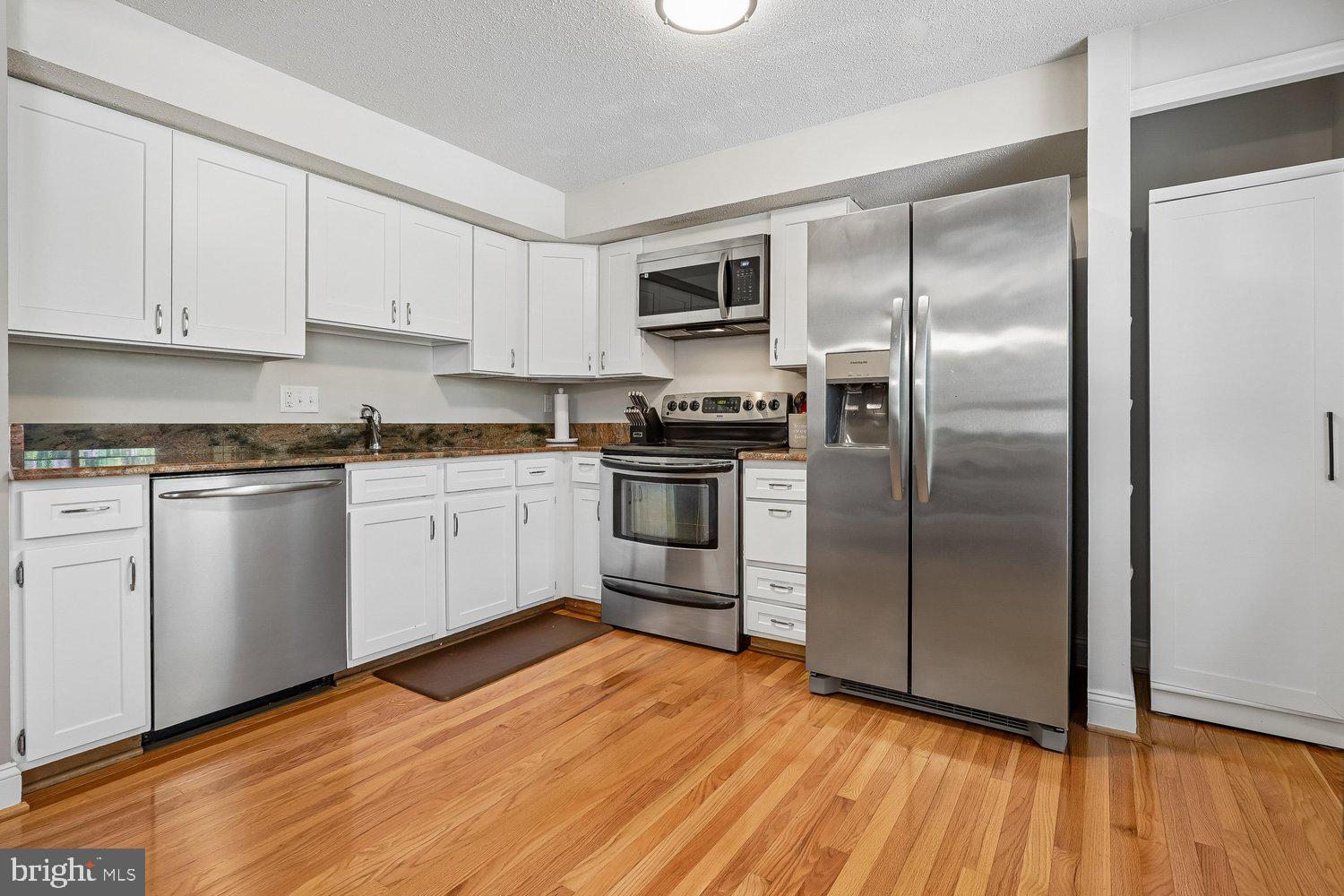 NEWINGTON FOREST - Residential