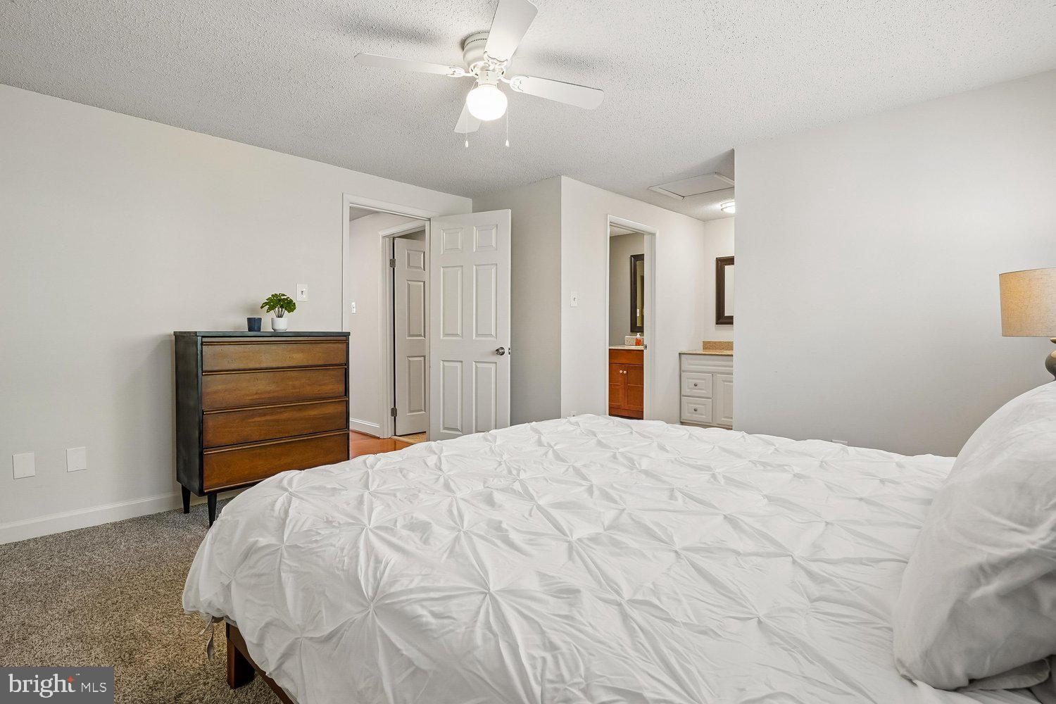 NEWINGTON FOREST - Residential