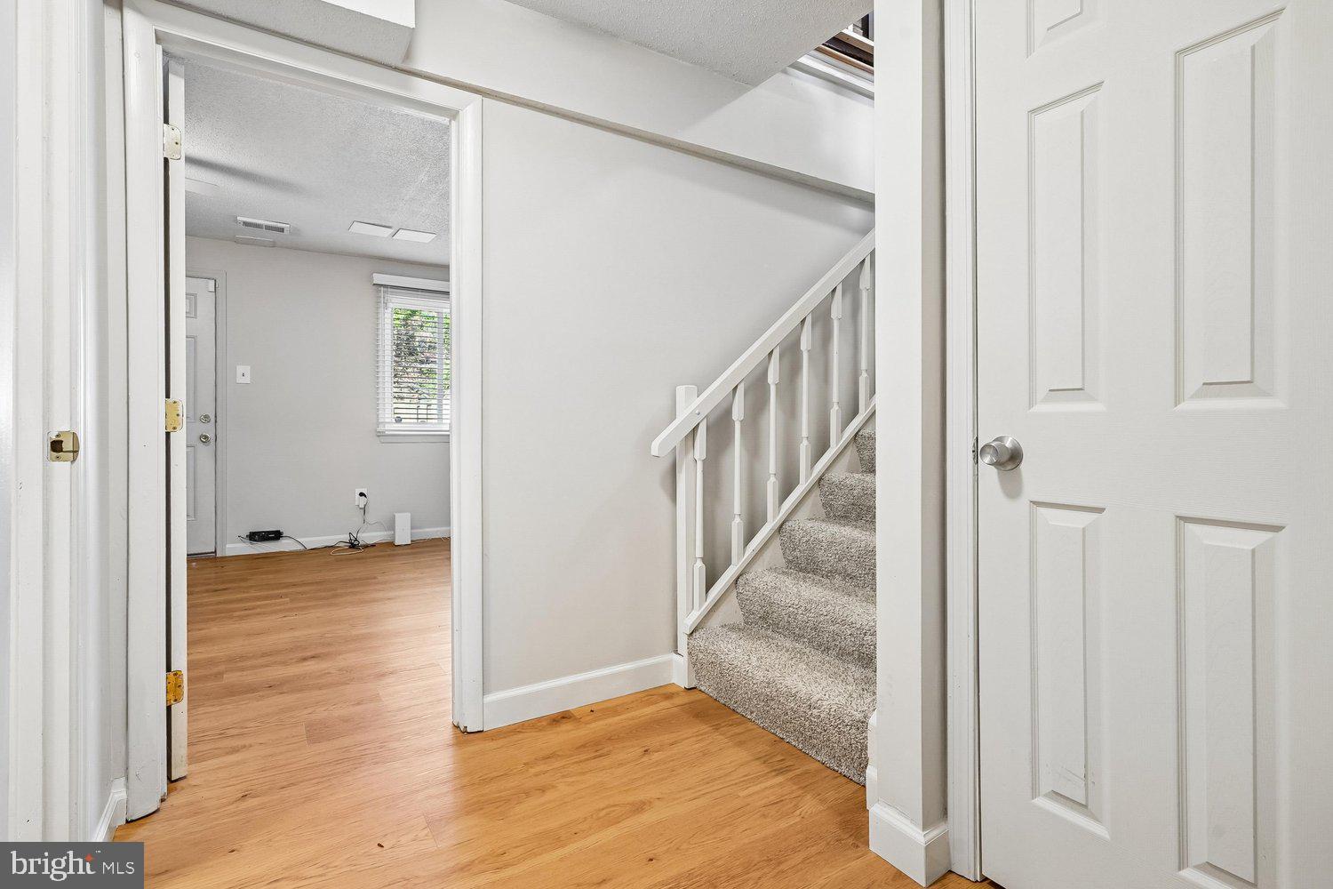 NEWINGTON FOREST - Residential