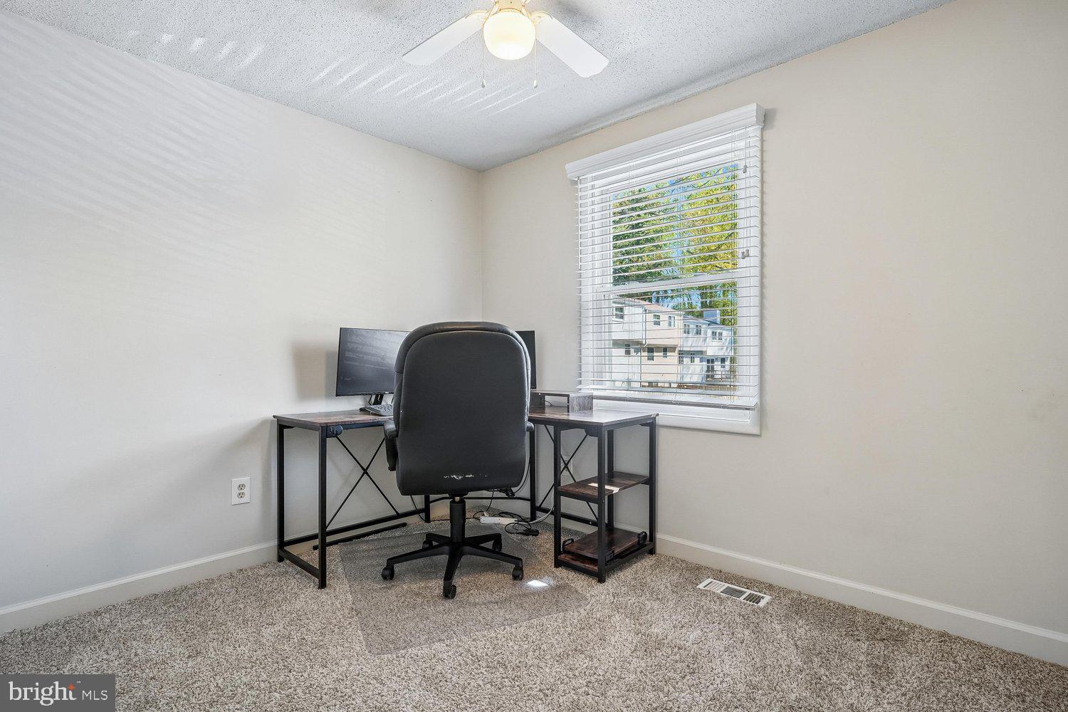 NEWINGTON FOREST - Residential