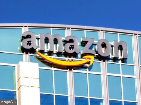 ARLINGTON RIDGE - Residential Lease