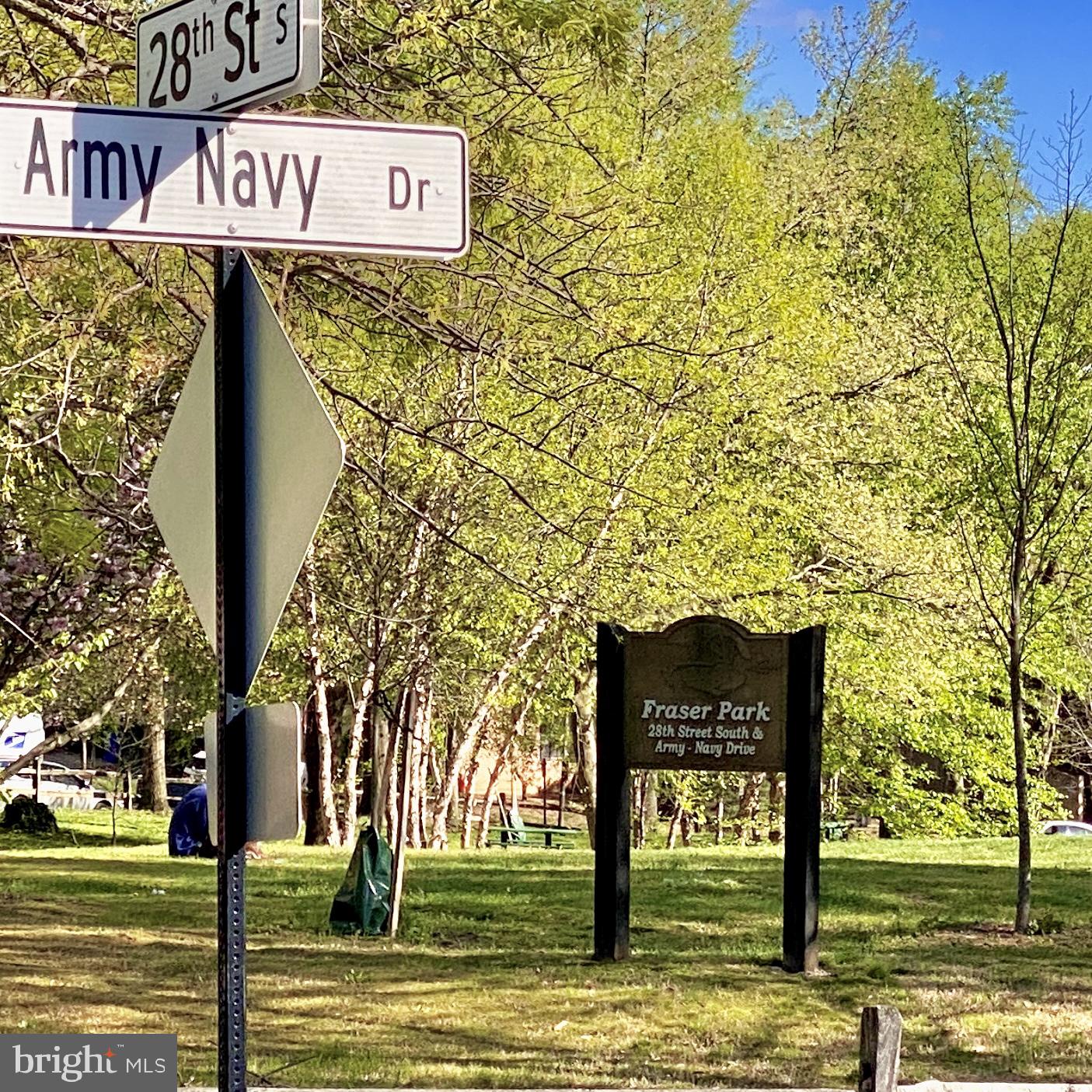 ARLINGTON RIDGE - Residential Lease