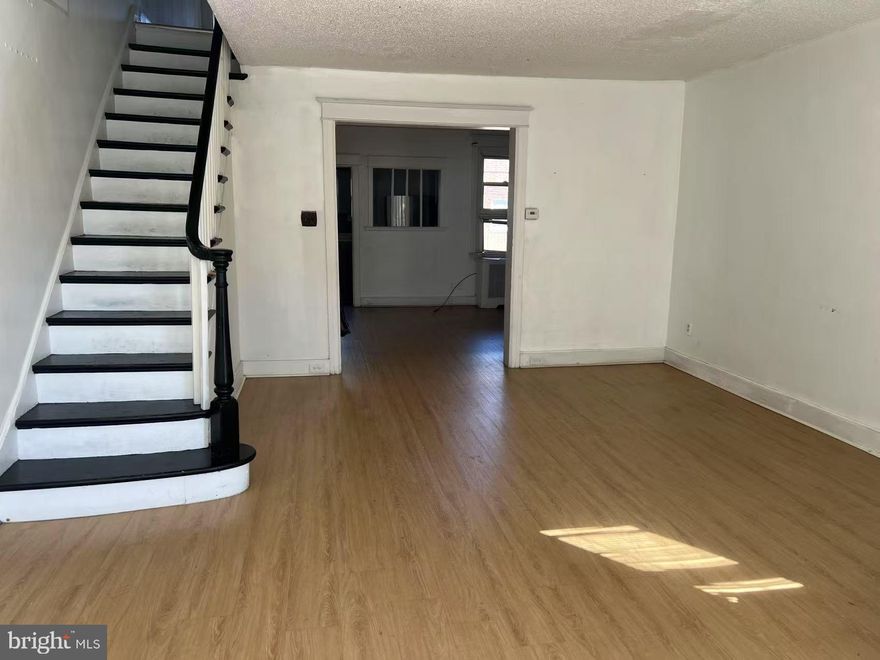 Huge three bedrooms home in Mayfair area. Location is close to busy Frankford Ave and Cottman ave. Large living room and dining room, eat in kitchen. Laminated floor throughout the house, large bedrooms in second floor, full bathroom. Finished basement with laminated floor and plenty storage spaces.
