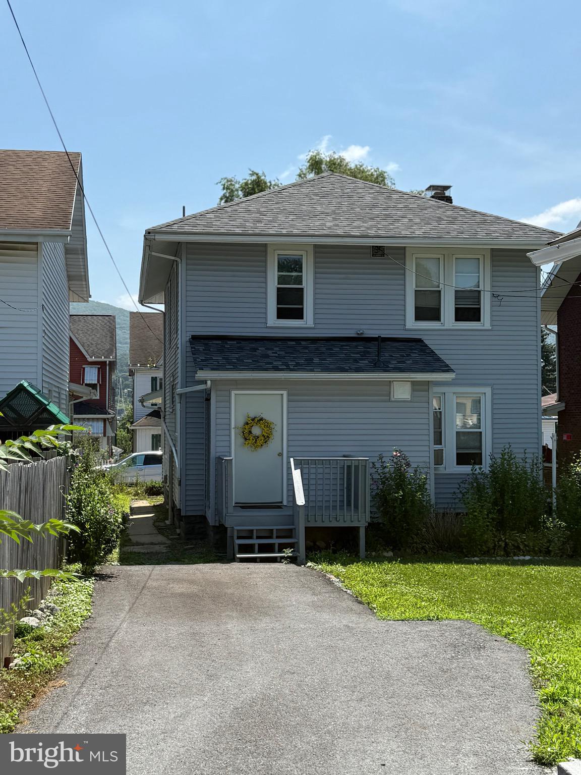 EAST END - Residential