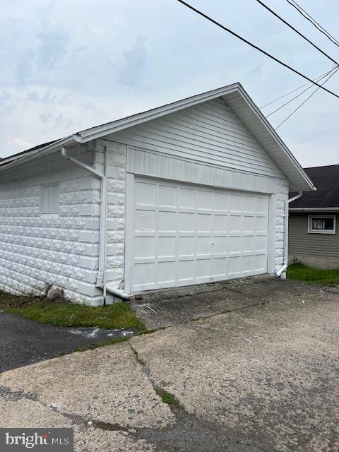 EAST END - Residential