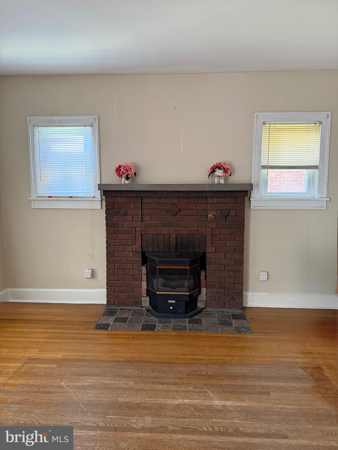 EAST END - Residential