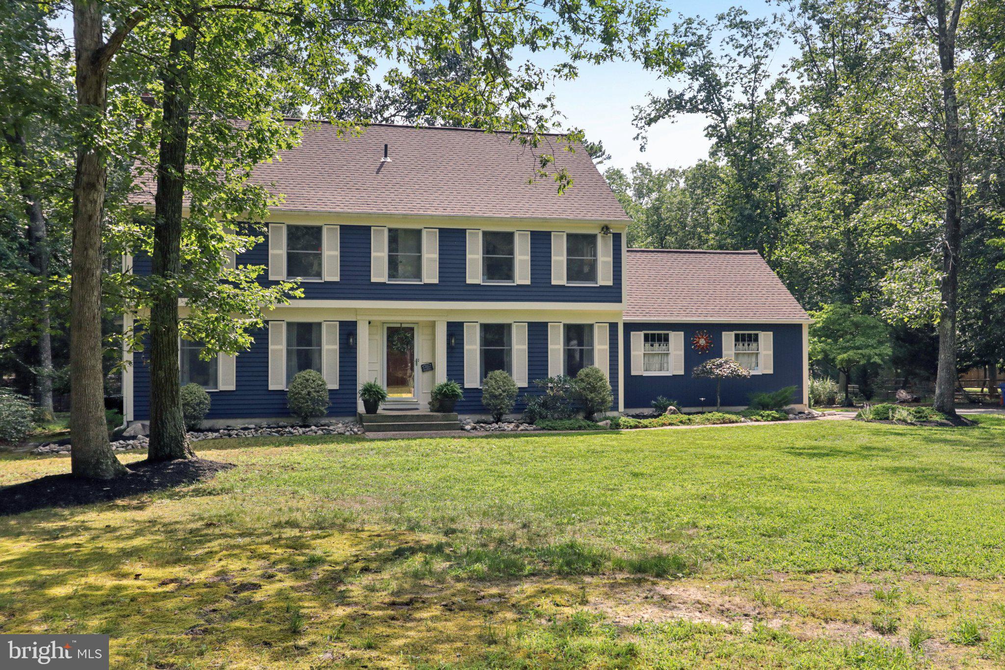 4 ROXBURY DRIVE