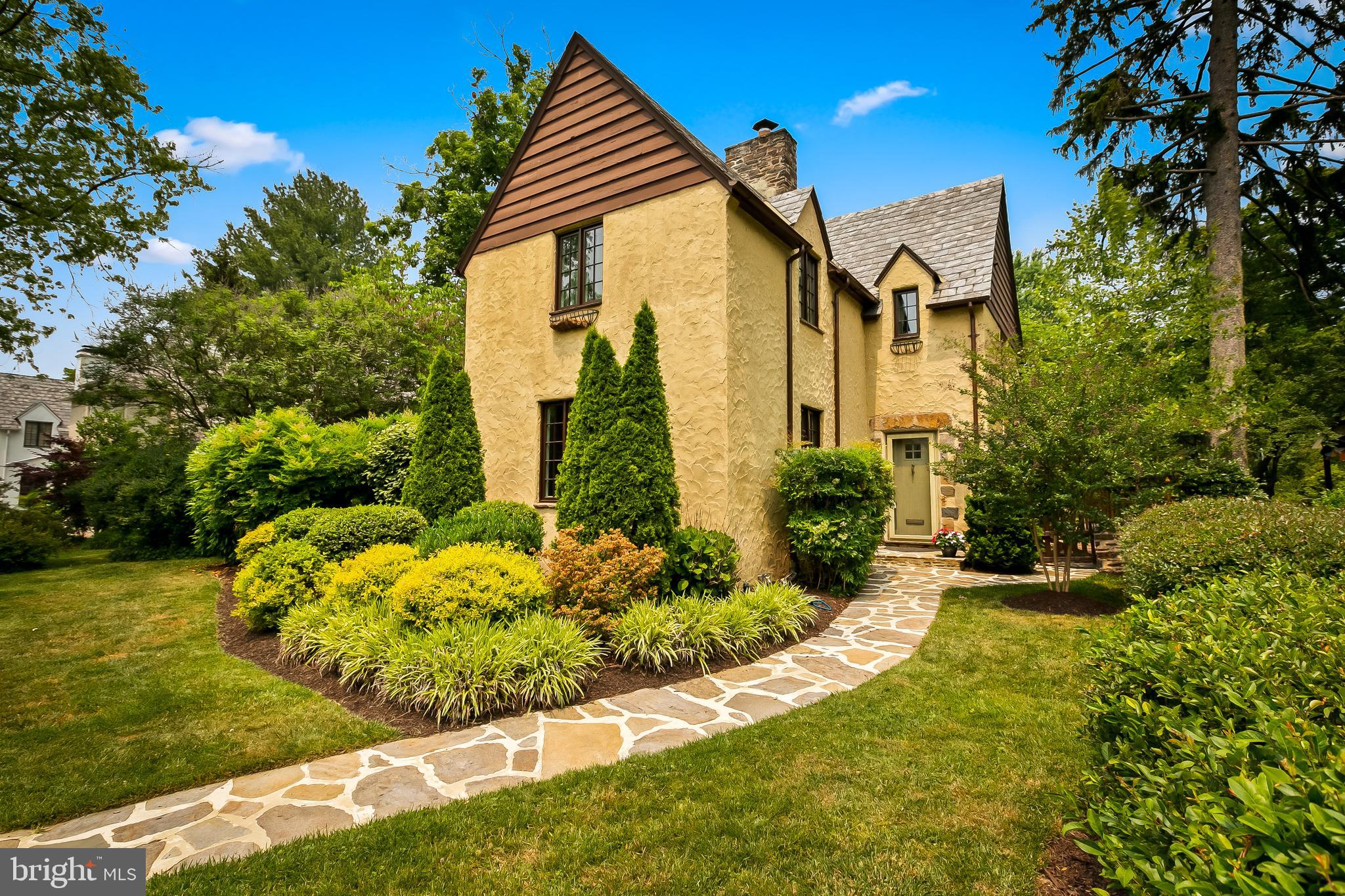 HOMELAND HISTORIC DISTRICT - Residential Lease