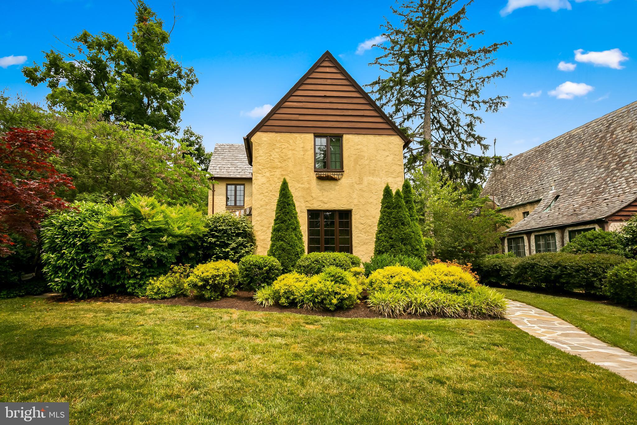 HOMELAND HISTORIC DISTRICT - Residential Lease