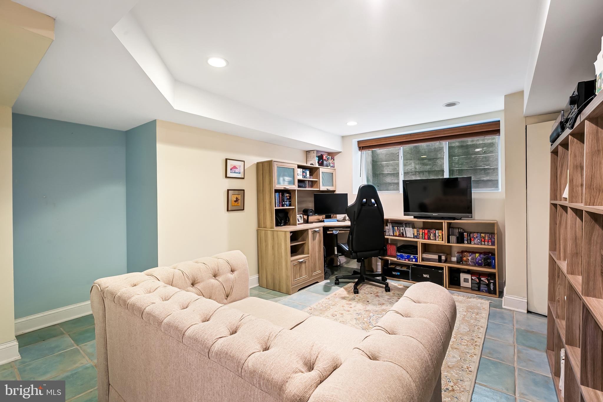 HOMELAND HISTORIC DISTRICT - Residential Lease