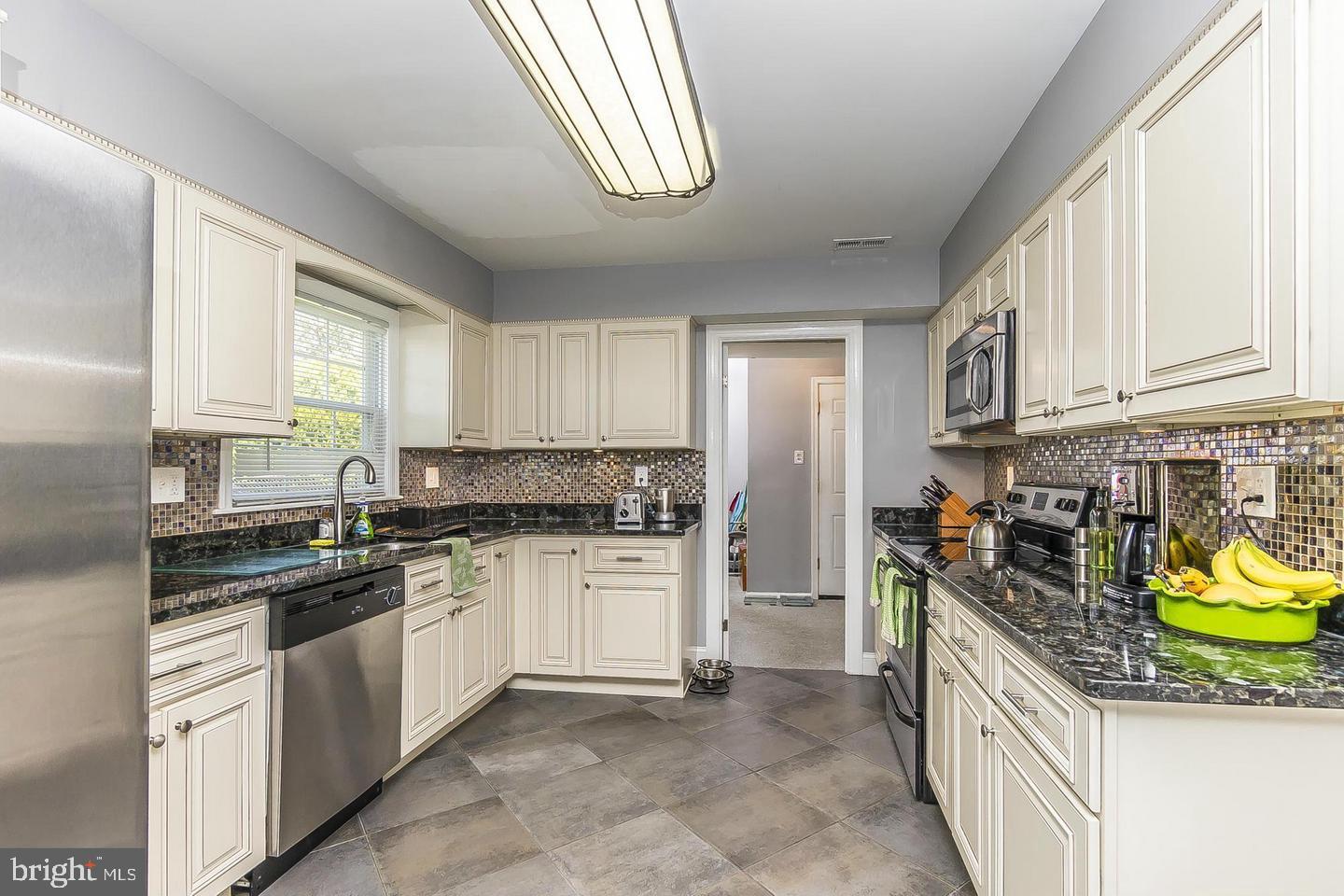 MEADOWBROOK AT BELAIR - Residential Lease