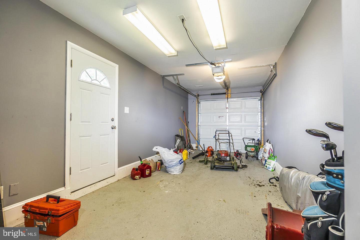 MEADOWBROOK AT BELAIR - Residential Lease