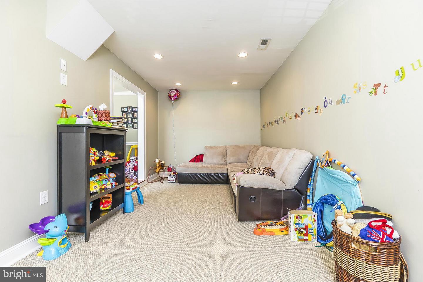 MEADOWBROOK AT BELAIR - Residential Lease