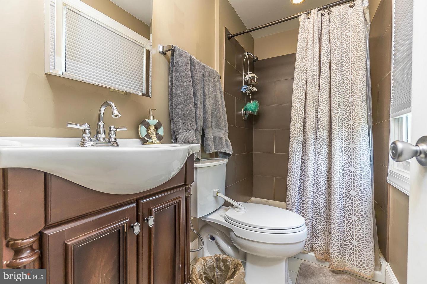 MEADOWBROOK AT BELAIR - Residential Lease