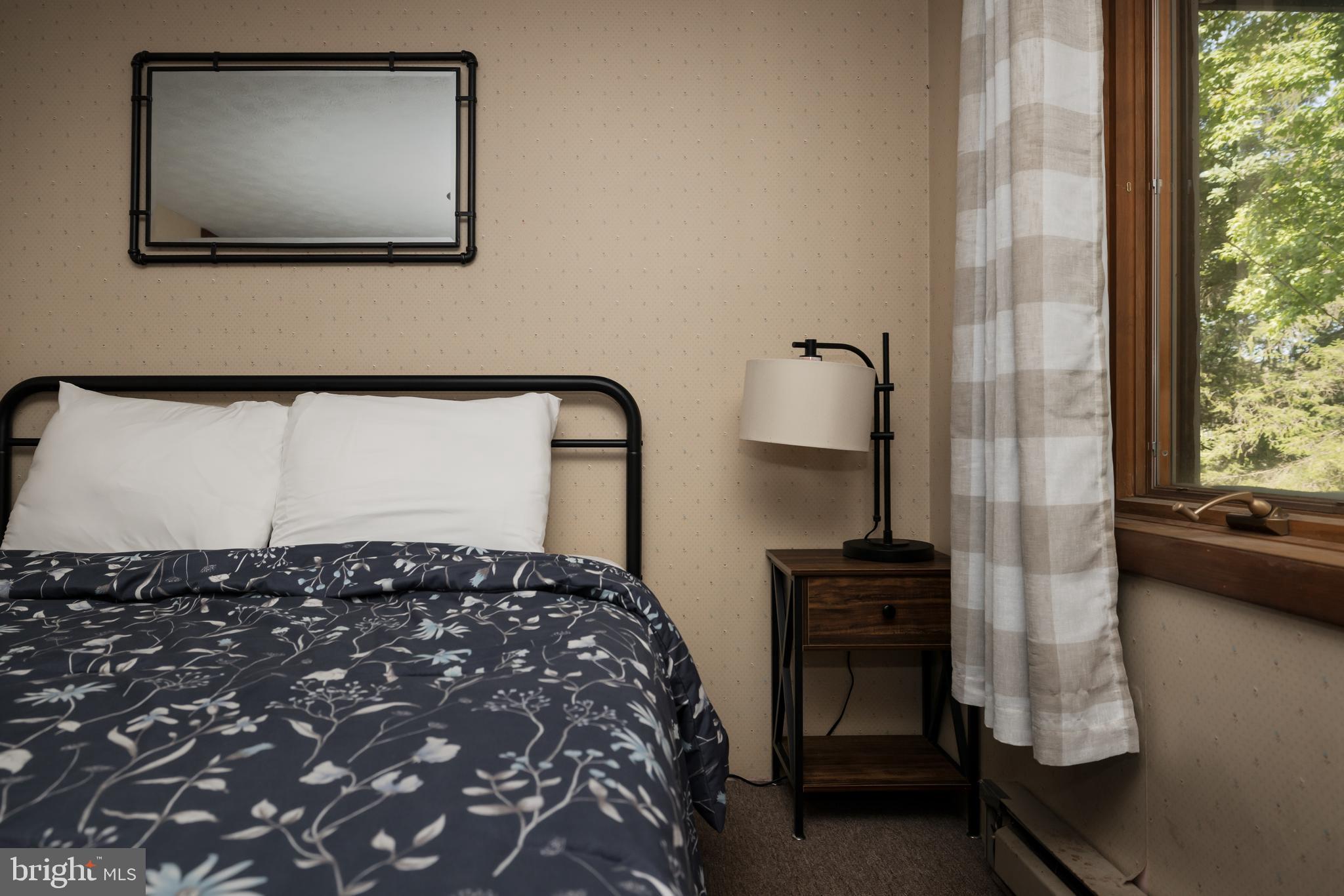 BERKELEY SPRINGS - Residential