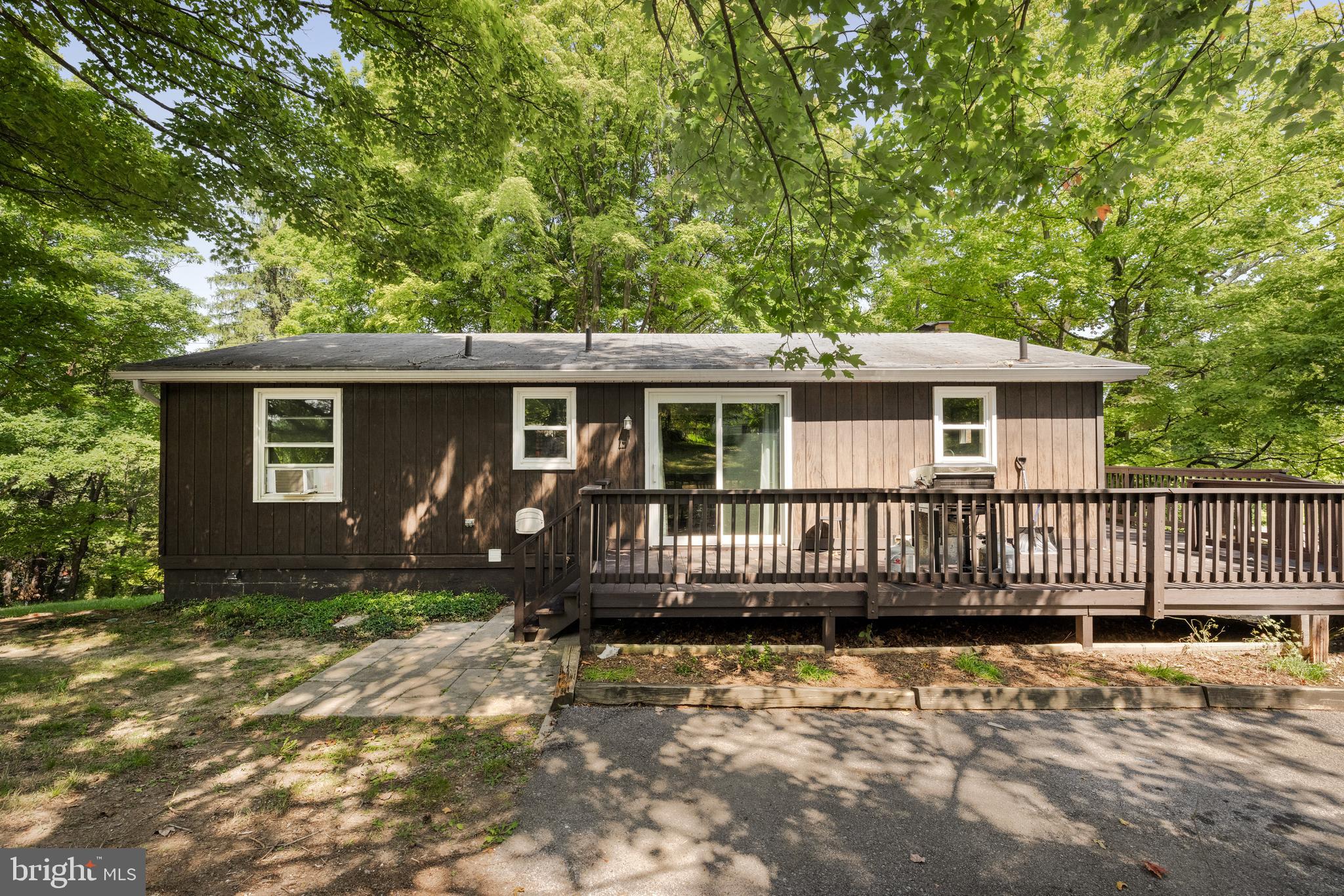 BERKELEY SPRINGS - Residential