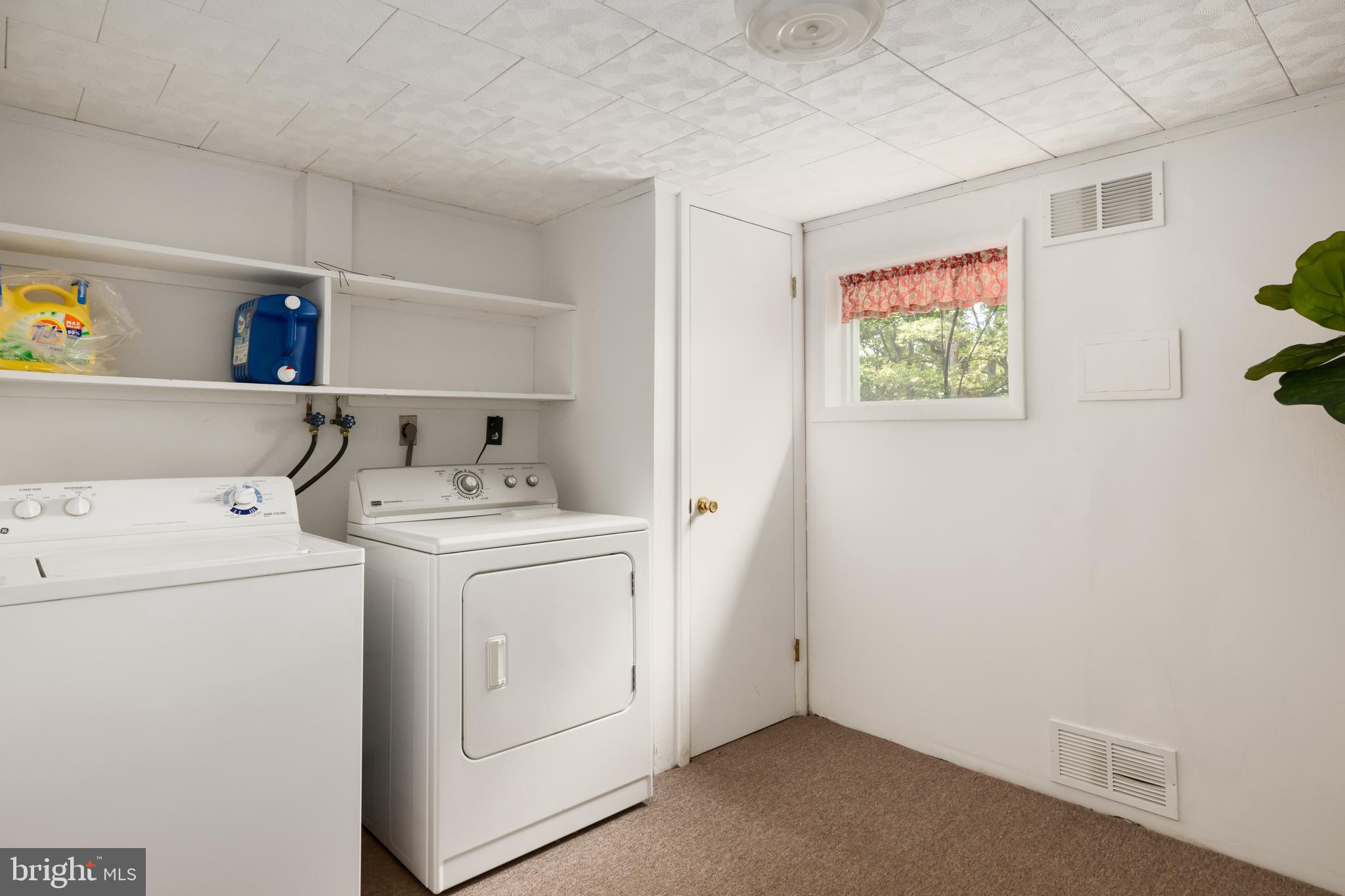 BERKELEY SPRINGS - Residential