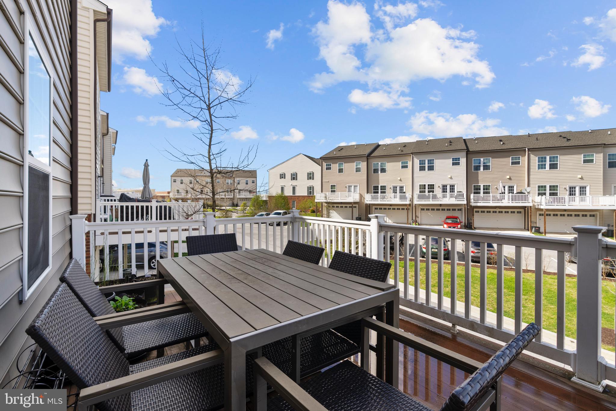 BALLARD GREEN - Residential