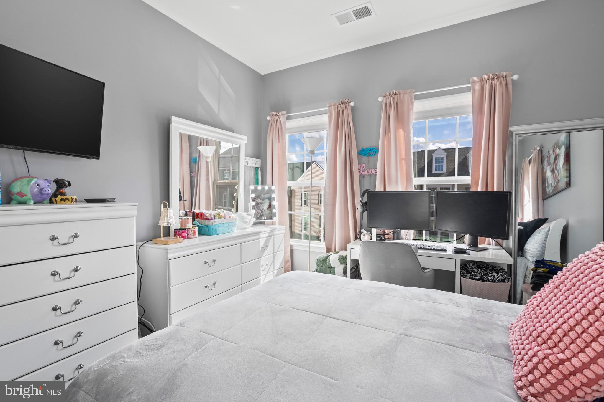 BALLARD GREEN - Residential