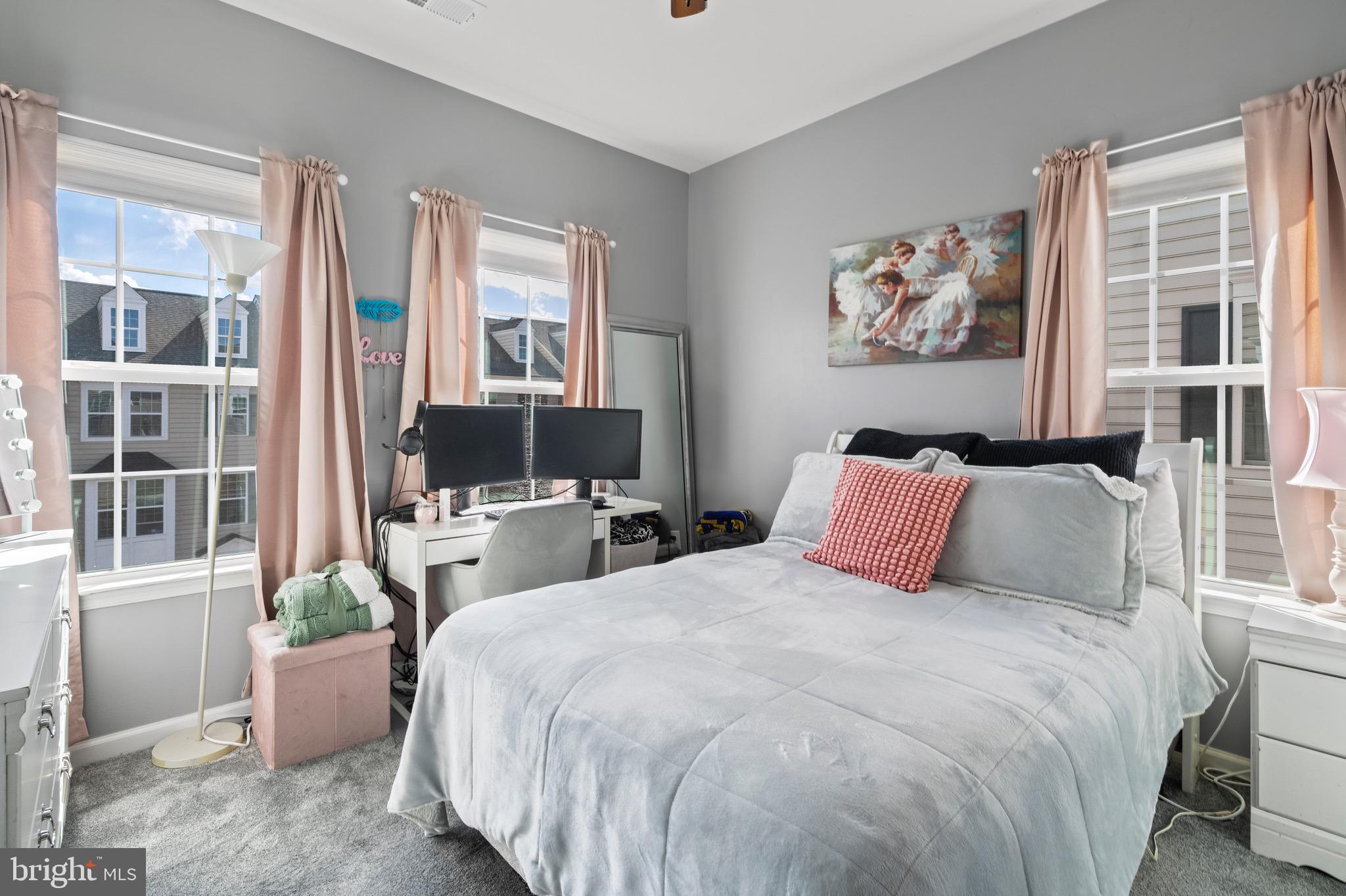 BALLARD GREEN - Residential